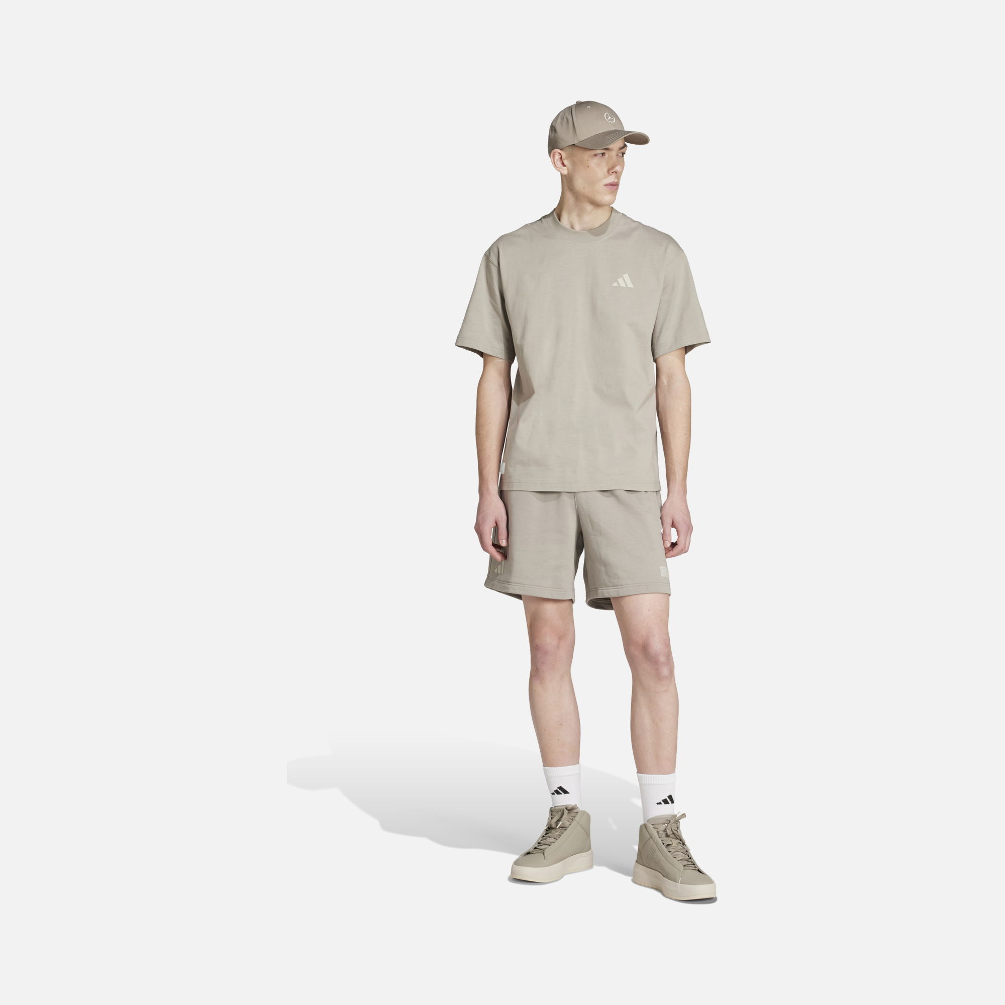 adidas Mercedes-AMG Petronas F1 Team Graphic Loose Fit Racing Fans Short-Sleeve Erkek Tişört