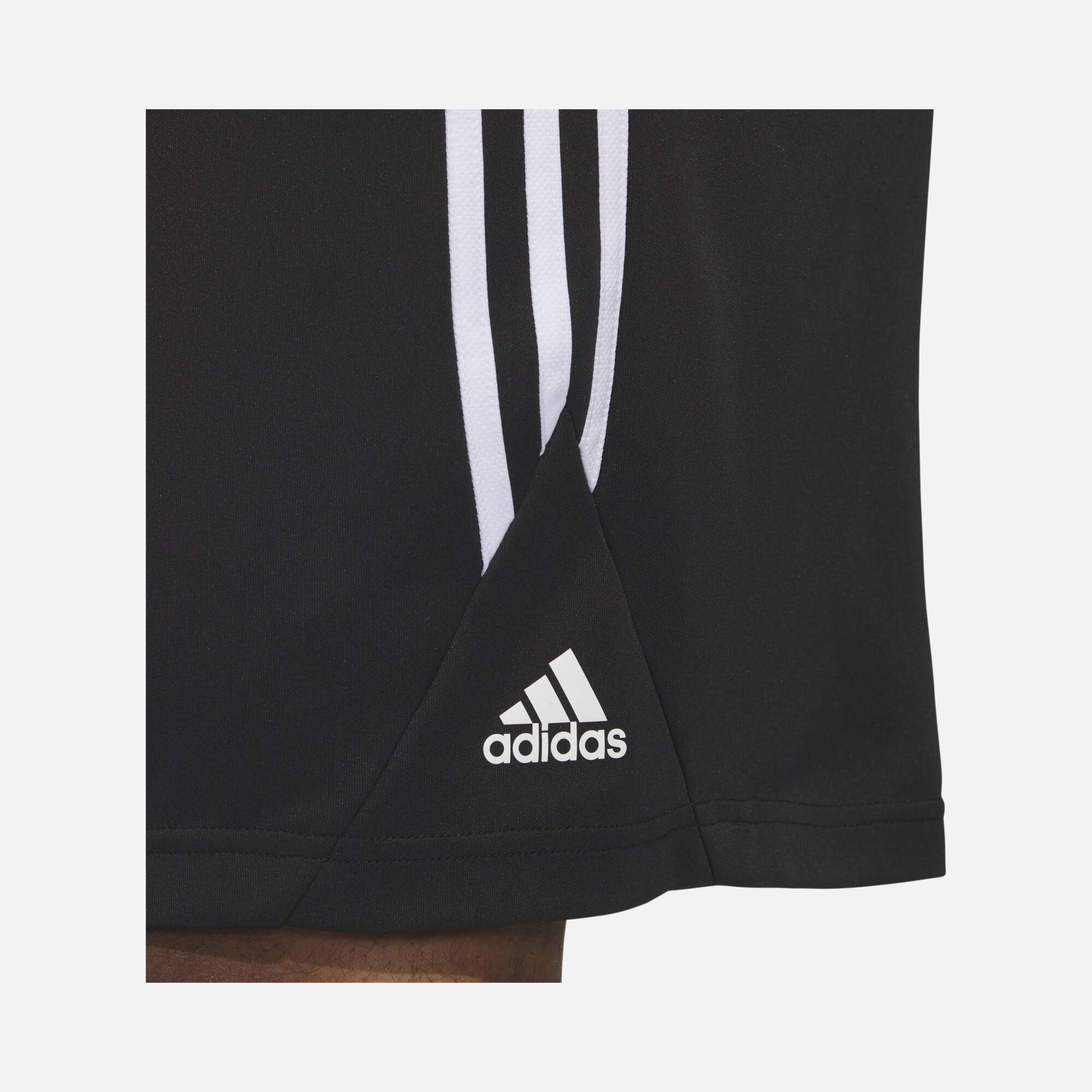 adidas Legends 3-Stripes Basketball Erkek Şort