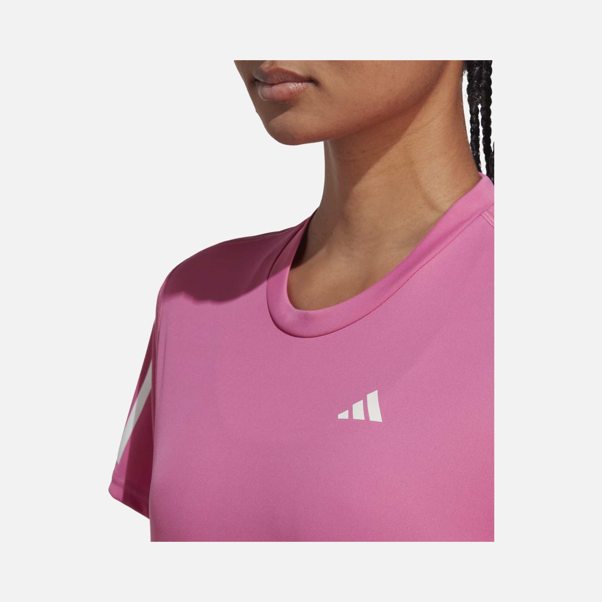 adidas Own the Run Regular-Fit Running Short-Sleeve Kadın Tişört