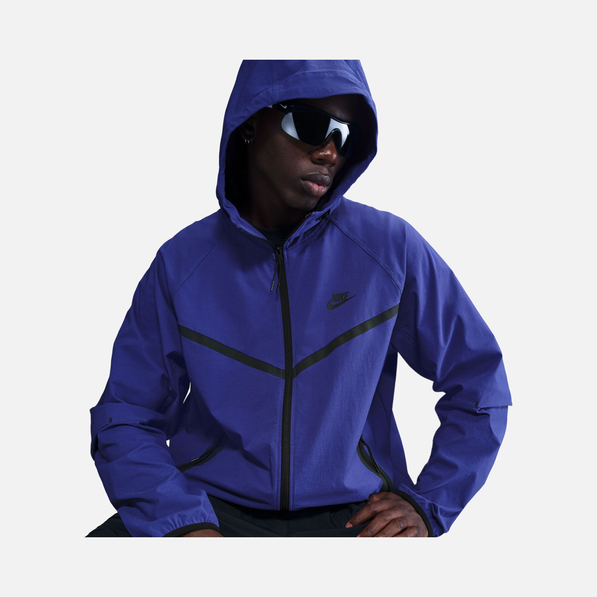 Nike Tech Woven Windrunner Full-Zip Hooded Erkek Ceket