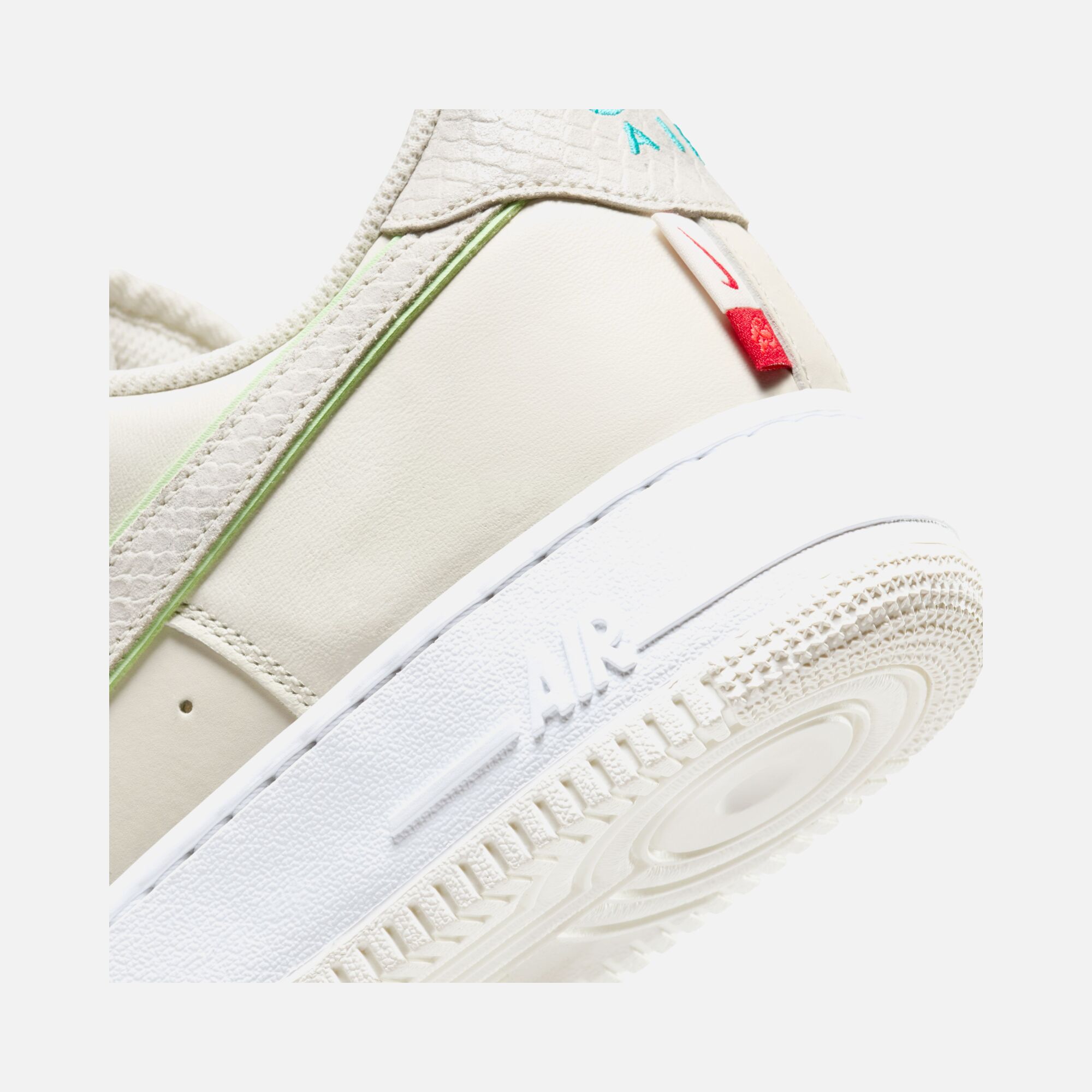 Nike Air Force 1 '07 Year of the Dragon (2024) Erkek Spor Ayakkabı