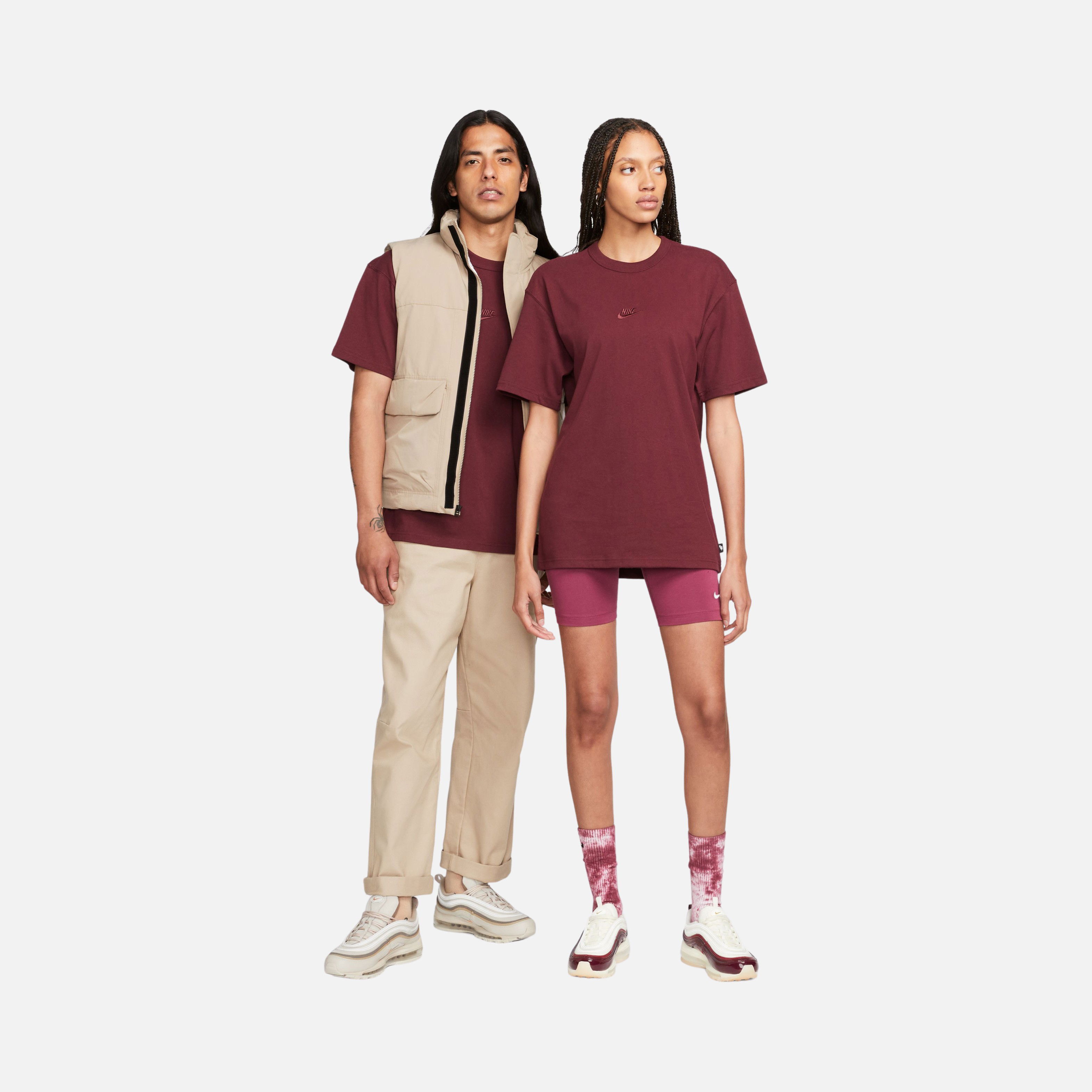 Nike Sportswear Premium Essentials Short-Sleeve Erkek Tişört