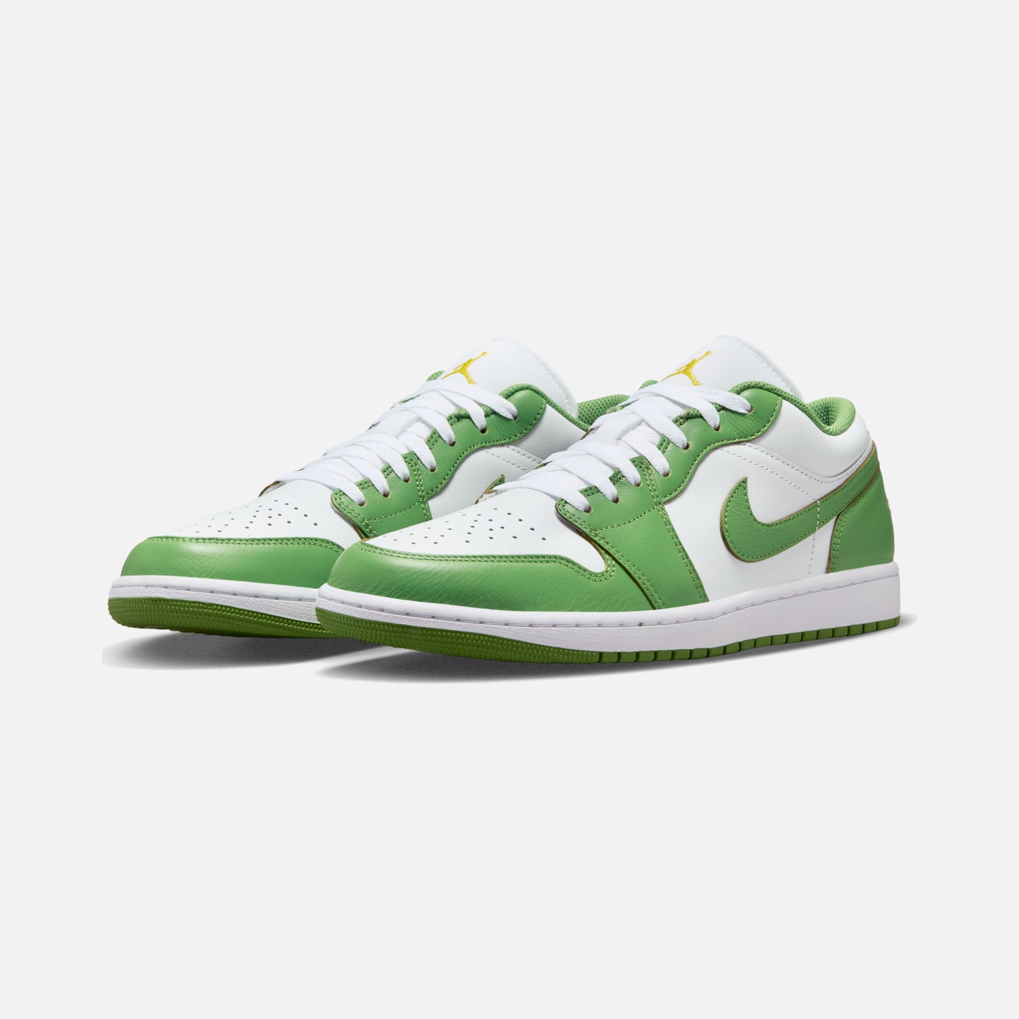 Nike Air Jordan 1 Low SE ''Embroidered Heel Detail'' Erkek Spor Ayakkabı