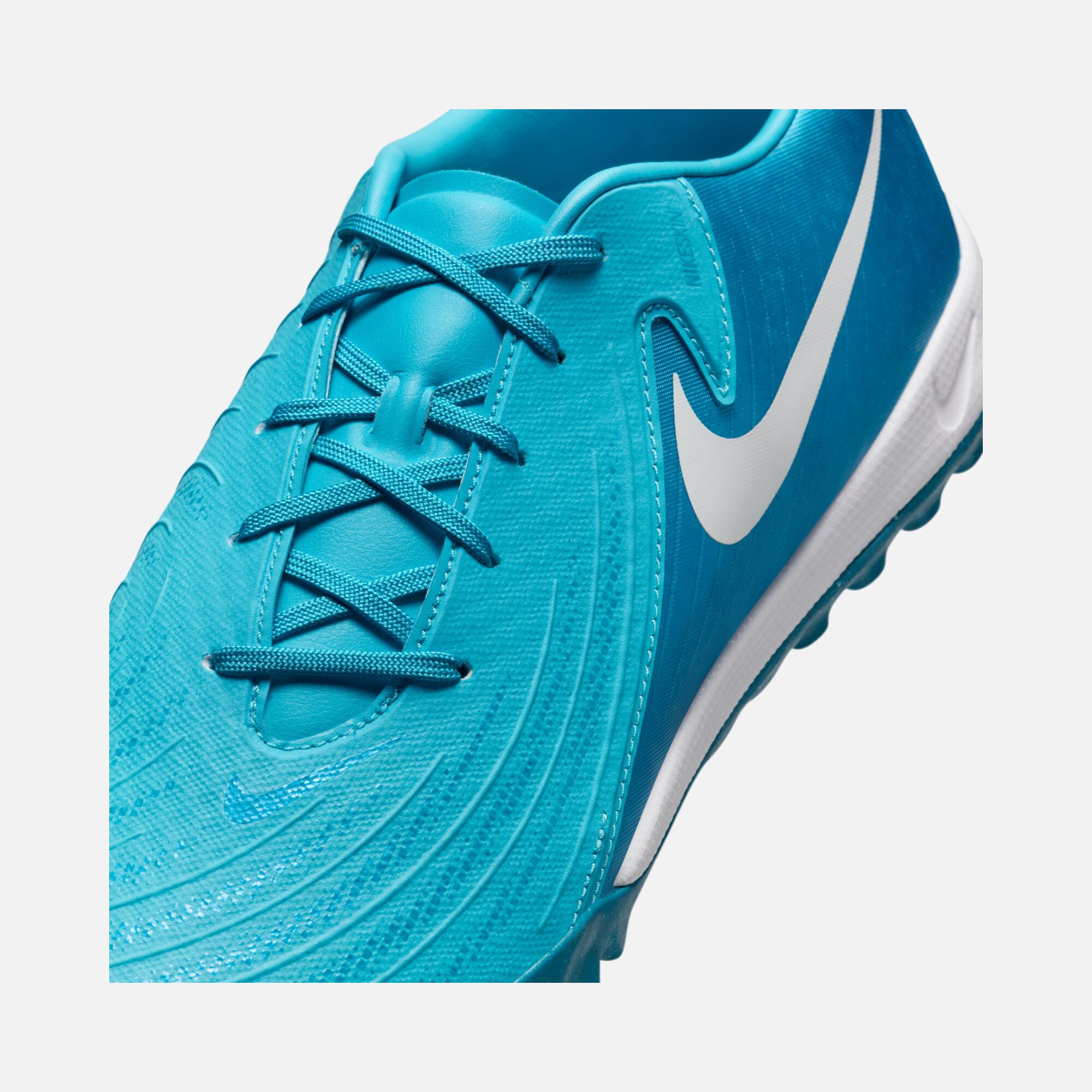 Nike Phantom GX II Academy TF Turf Low-Top Erkek Halı Saha Ayakkabı