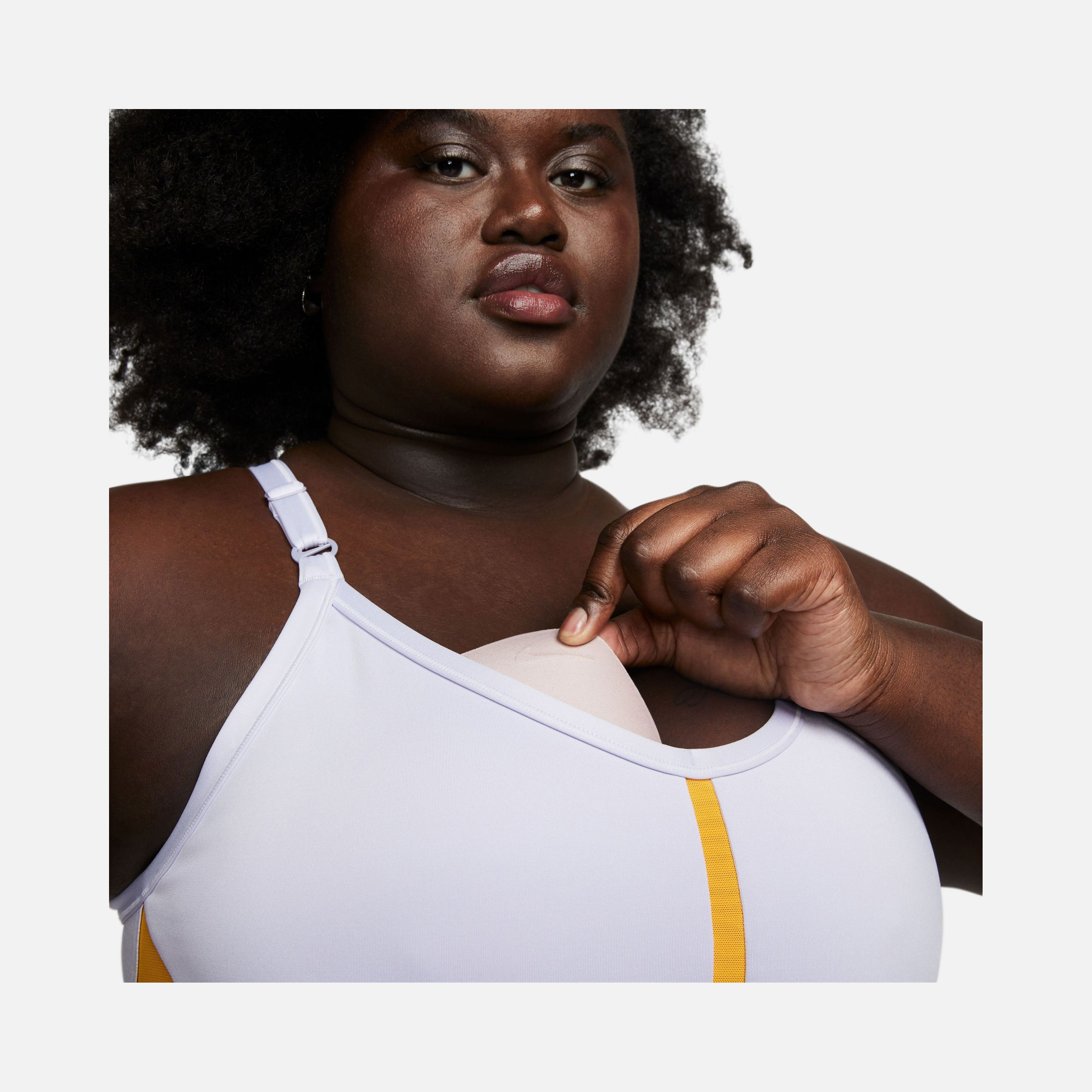 Nike Dri-Fit Indy Light-Support Padded V-Neck (Plus-Size) Kadın Bra