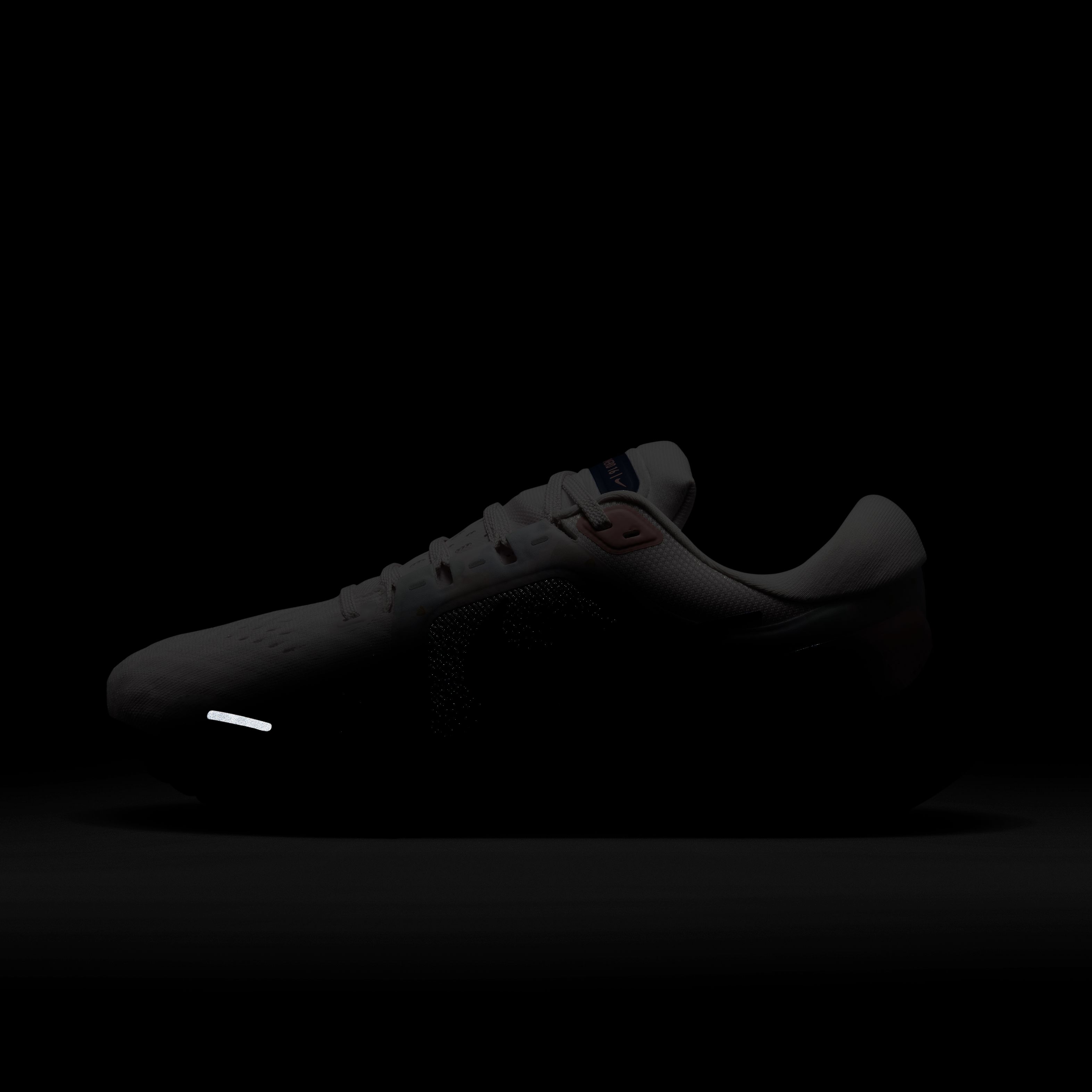 Nike Vomero 16 Premium Road Running Kadın Spor Ayakkabı