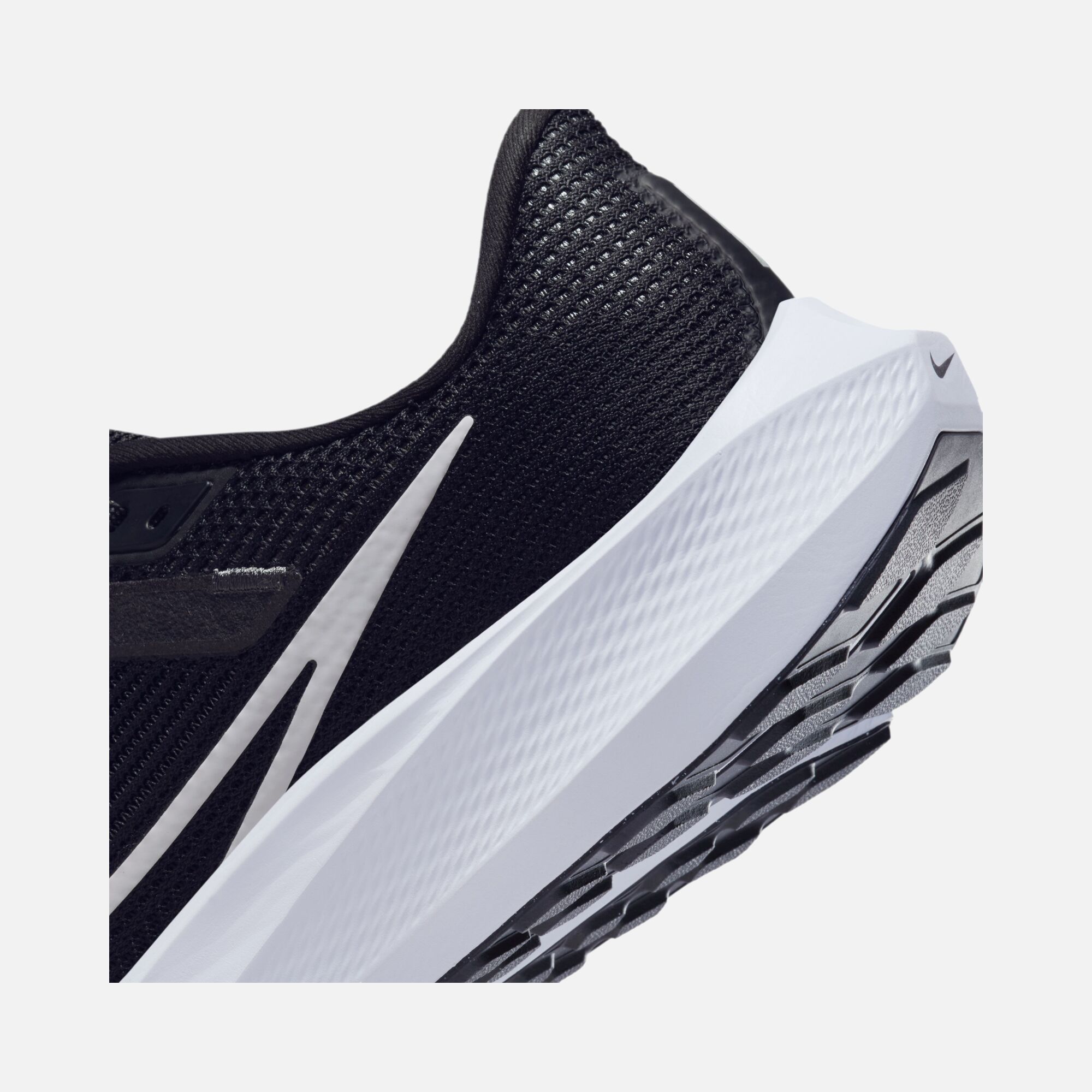 Nike Air Zoom Pegasus 40 Road Running Erkek Spor Ayakkabı