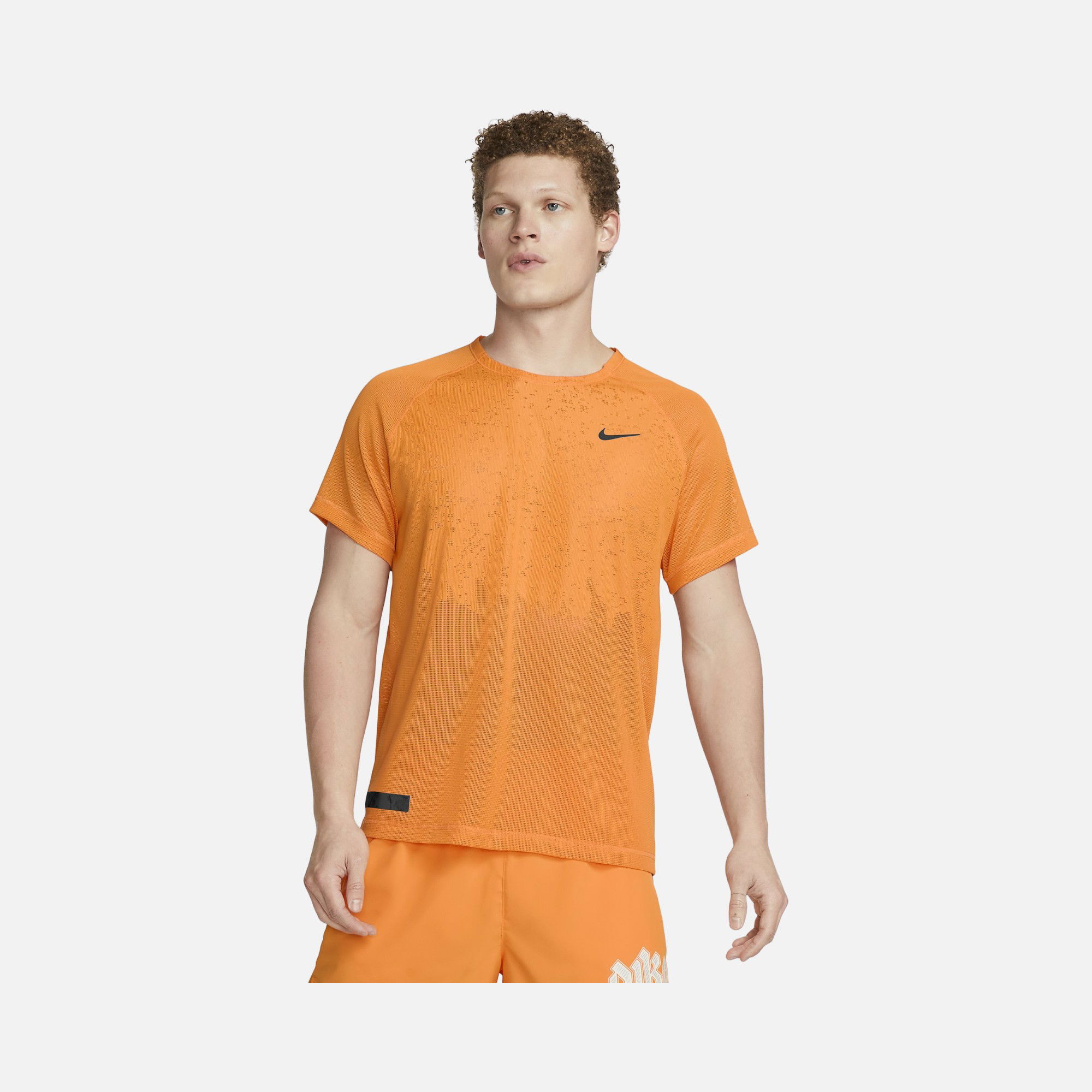 Nike Dri-Fit ADV Run Division TechKnit FW23 Running Short-Sleeve Erkek Tişört