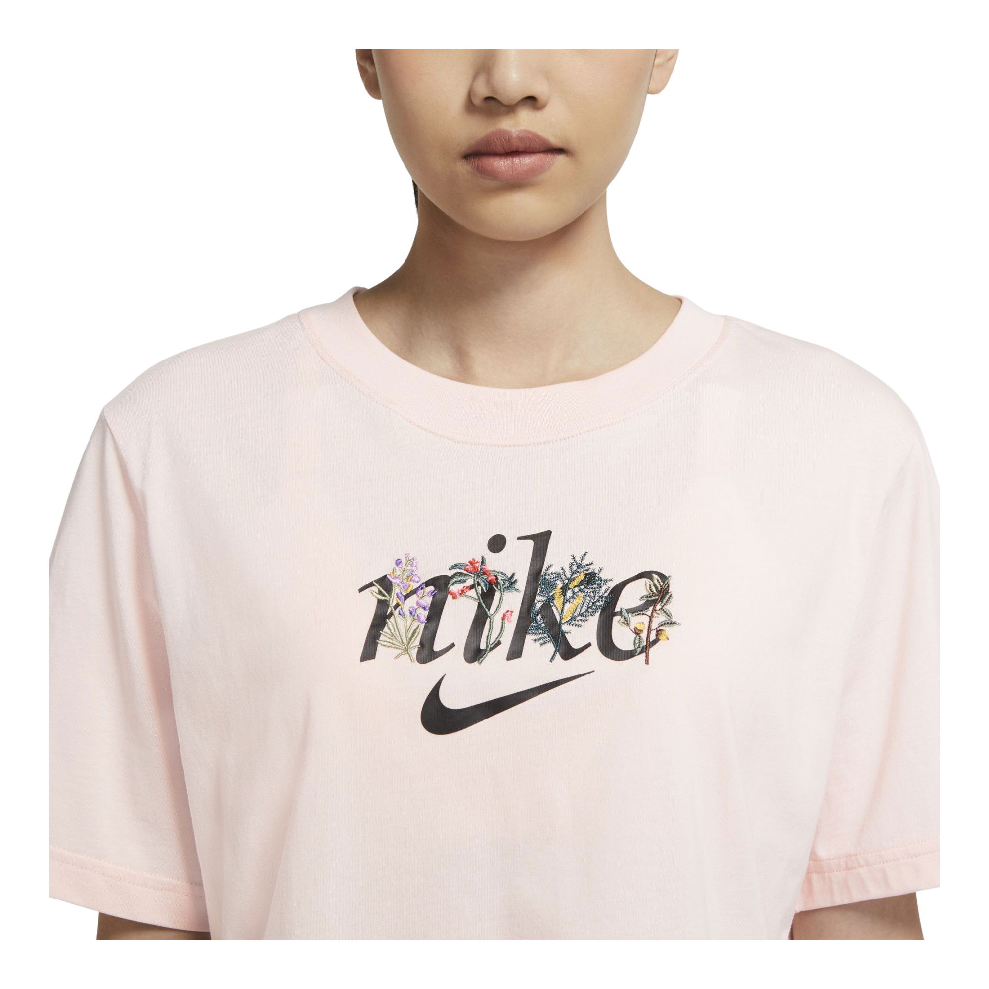 Nike Sportswear Boxy Nature Short-Sleeve Kadın Tişört