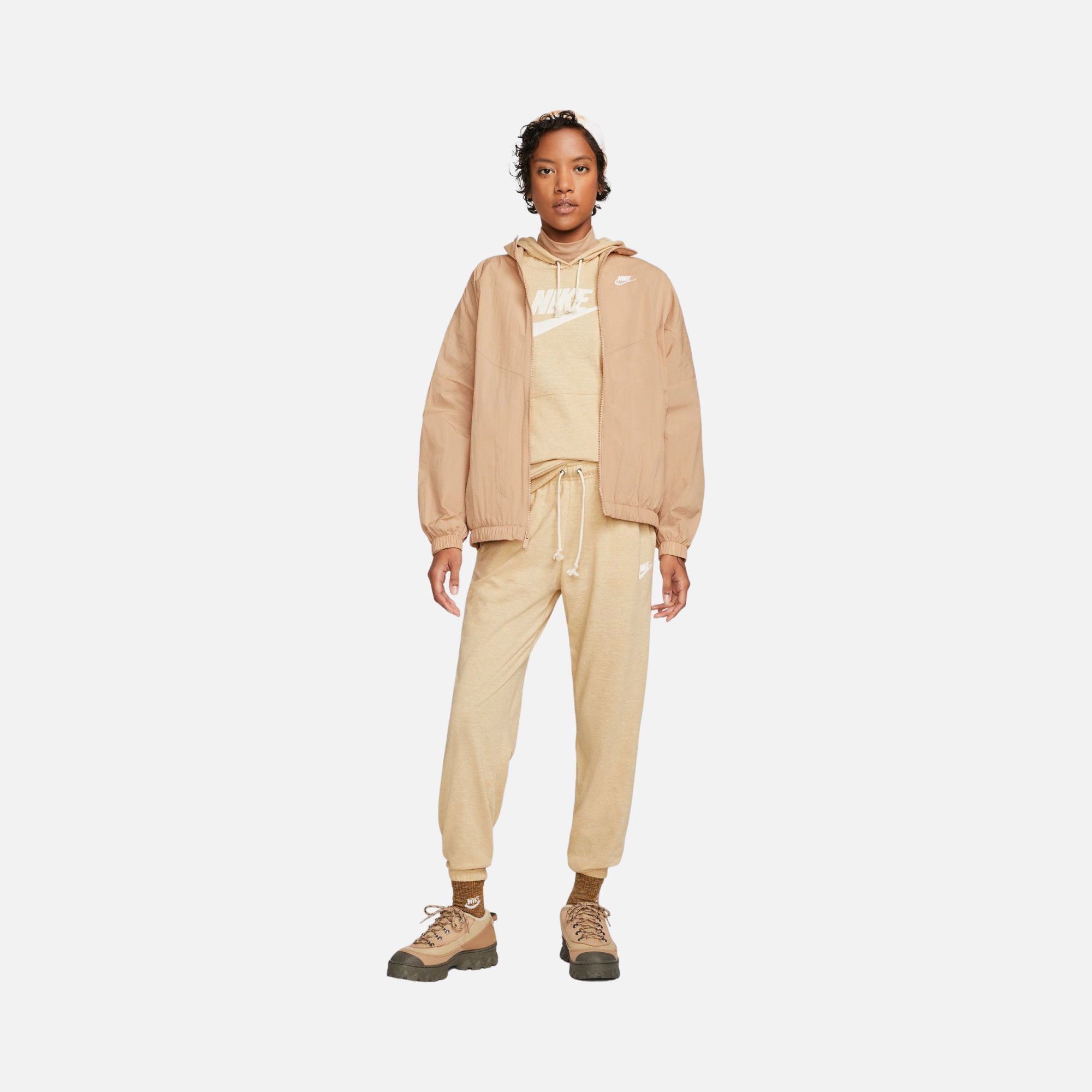 Nike Sportswear Essential Windrunner Woven Full-Zip Kadın Ceket