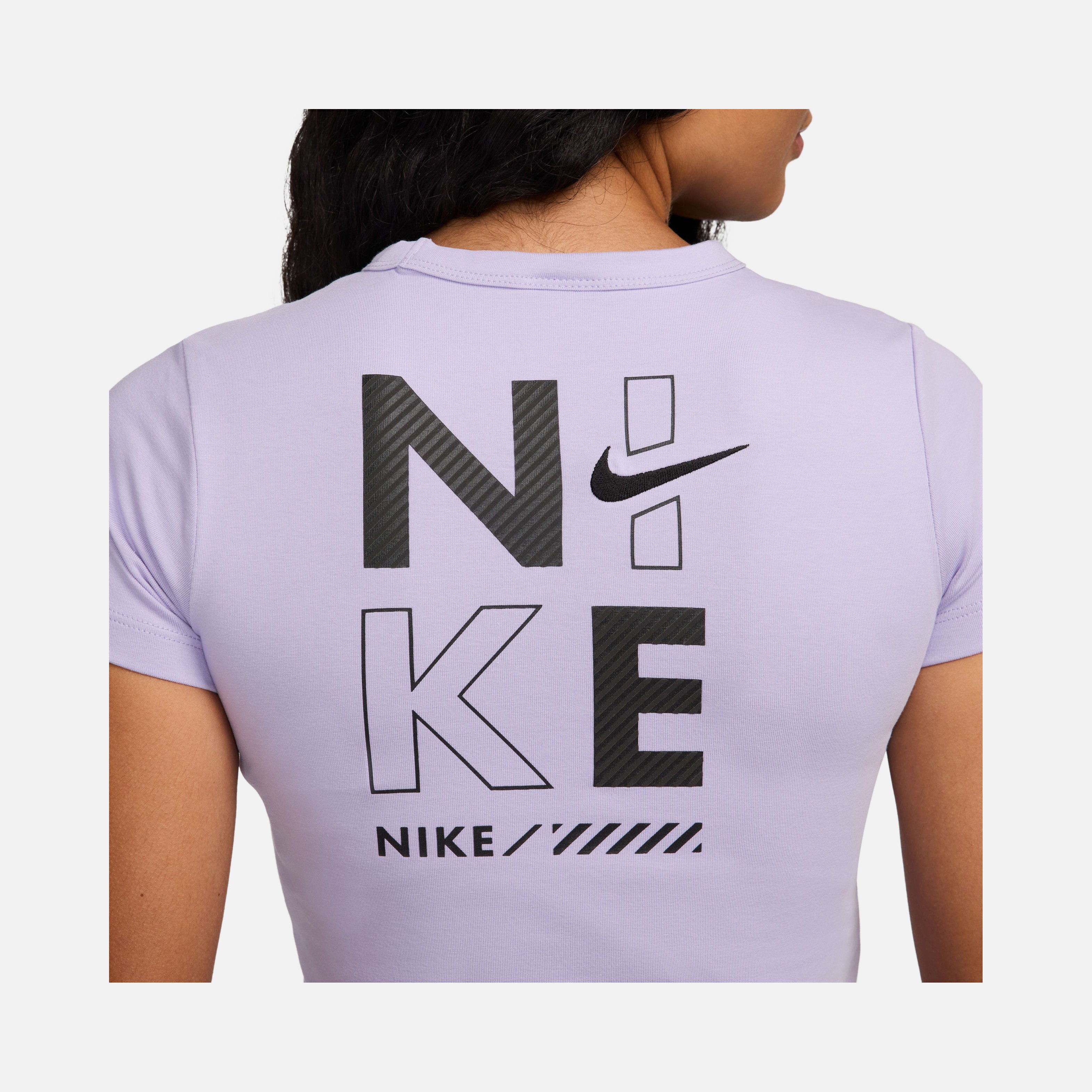 Nike Sportswear Gel Cropped Short-Sleeve Kadın Tişört