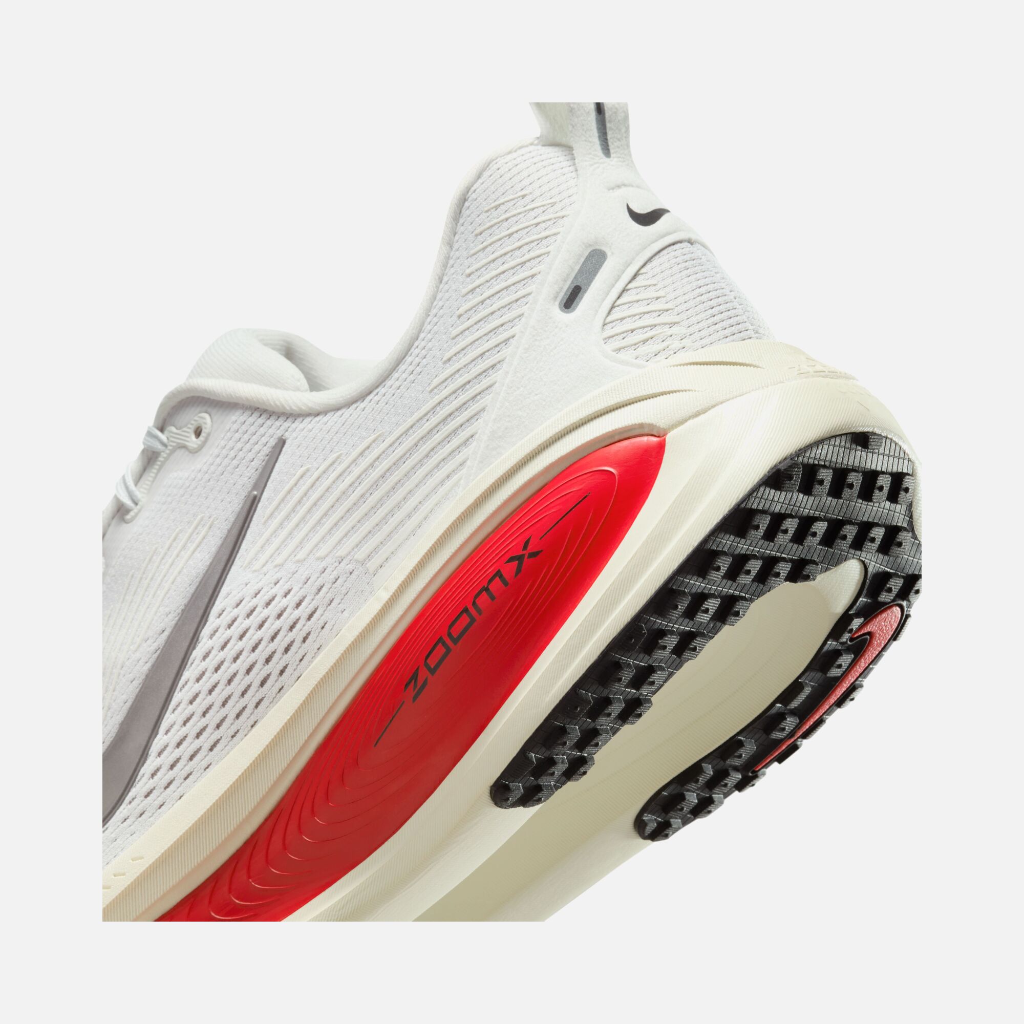 Nike Vomero 18 ZoomX Road Running Erkek Spor Ayakkabı