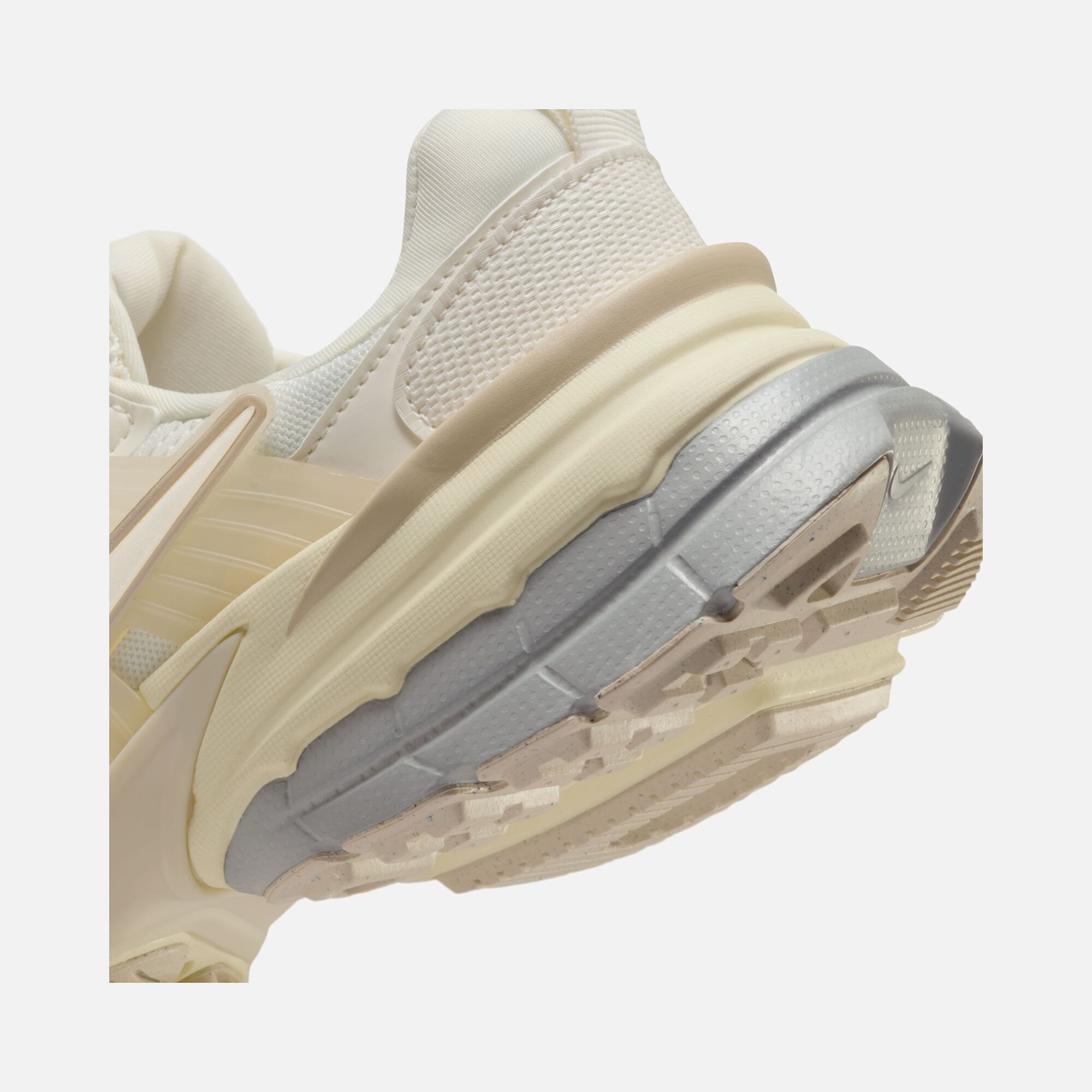 Nike Sportswear V2K Run HO24 Kadın Spor Ayakkabı