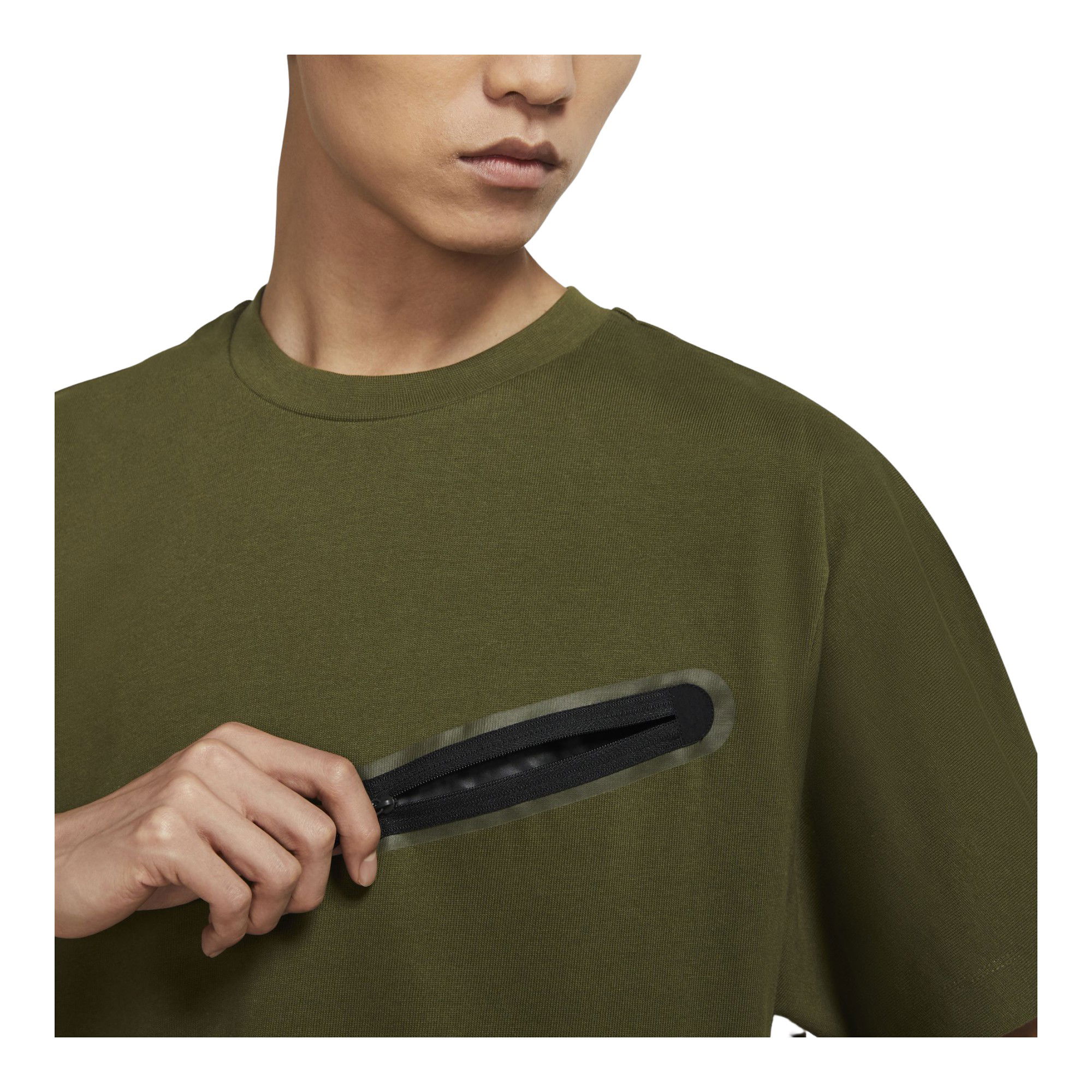 Nike Sportswear Dri-Fit Tech Essentials Short-Sleeve Erkek Tişört