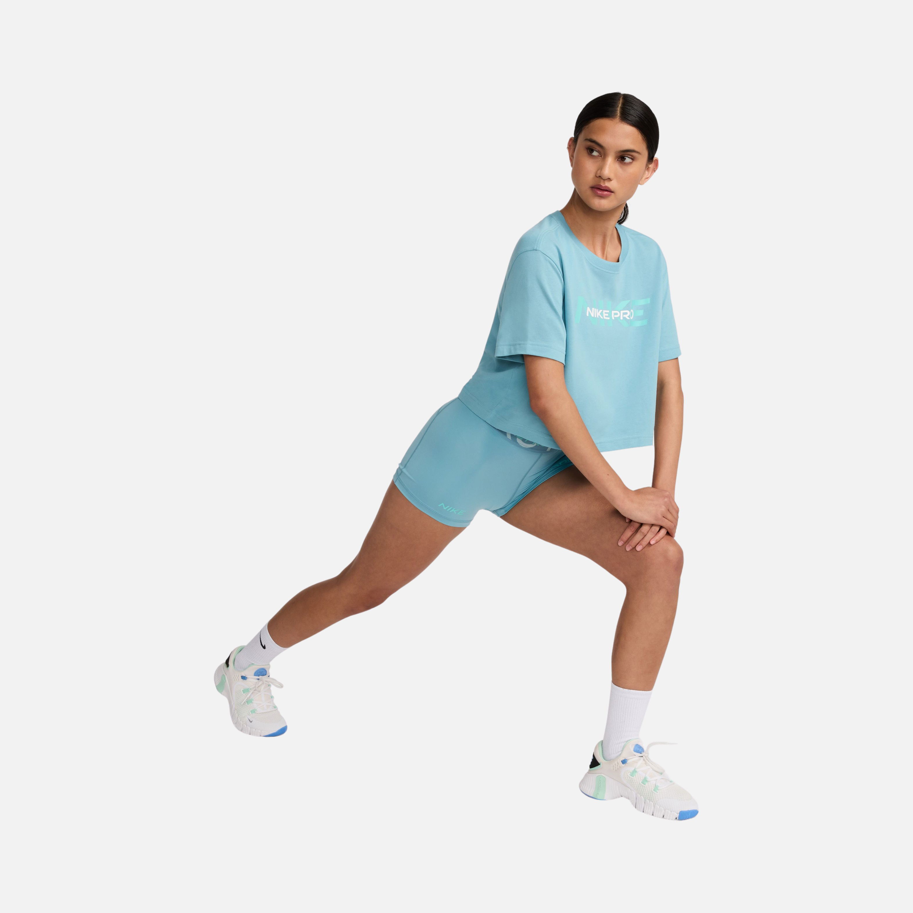 Nike Pro Graphic Cropped Training Short-Sleeve Kadın Tişört