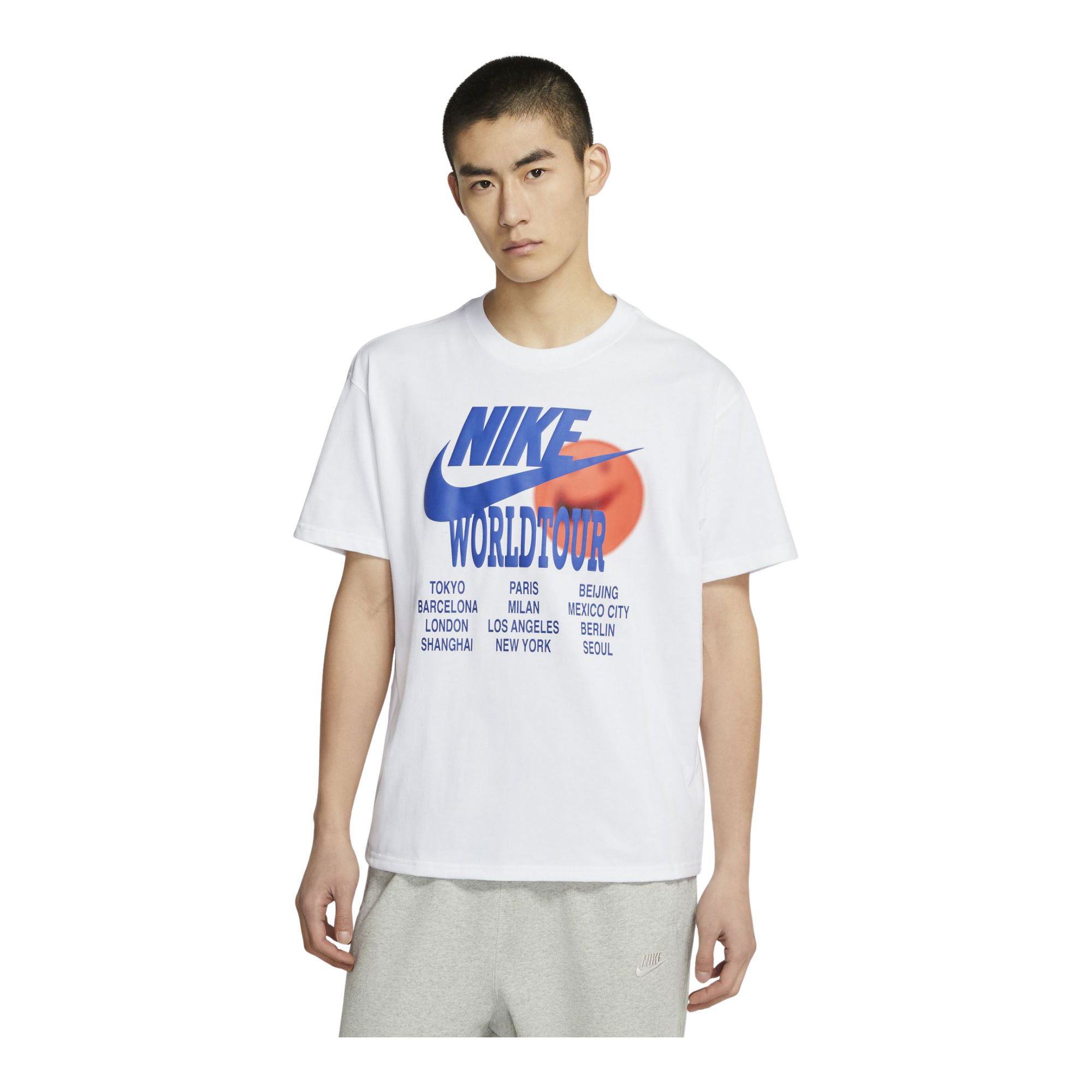 Nike Sportswear World Tour Short-Sleeve Erkek Tişört