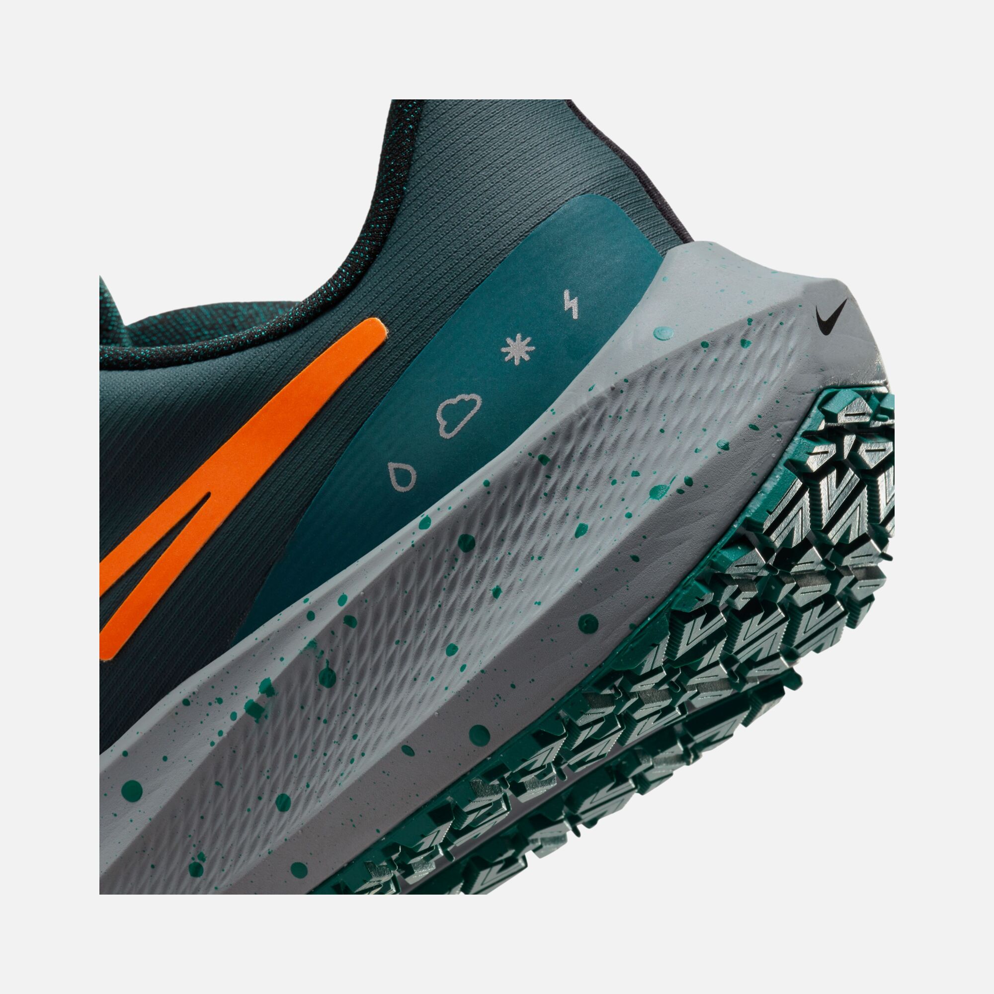 Nike Air Zoom Pegasus 39 Shield Weatherised Road Running Erkek Spor Ayakkabı