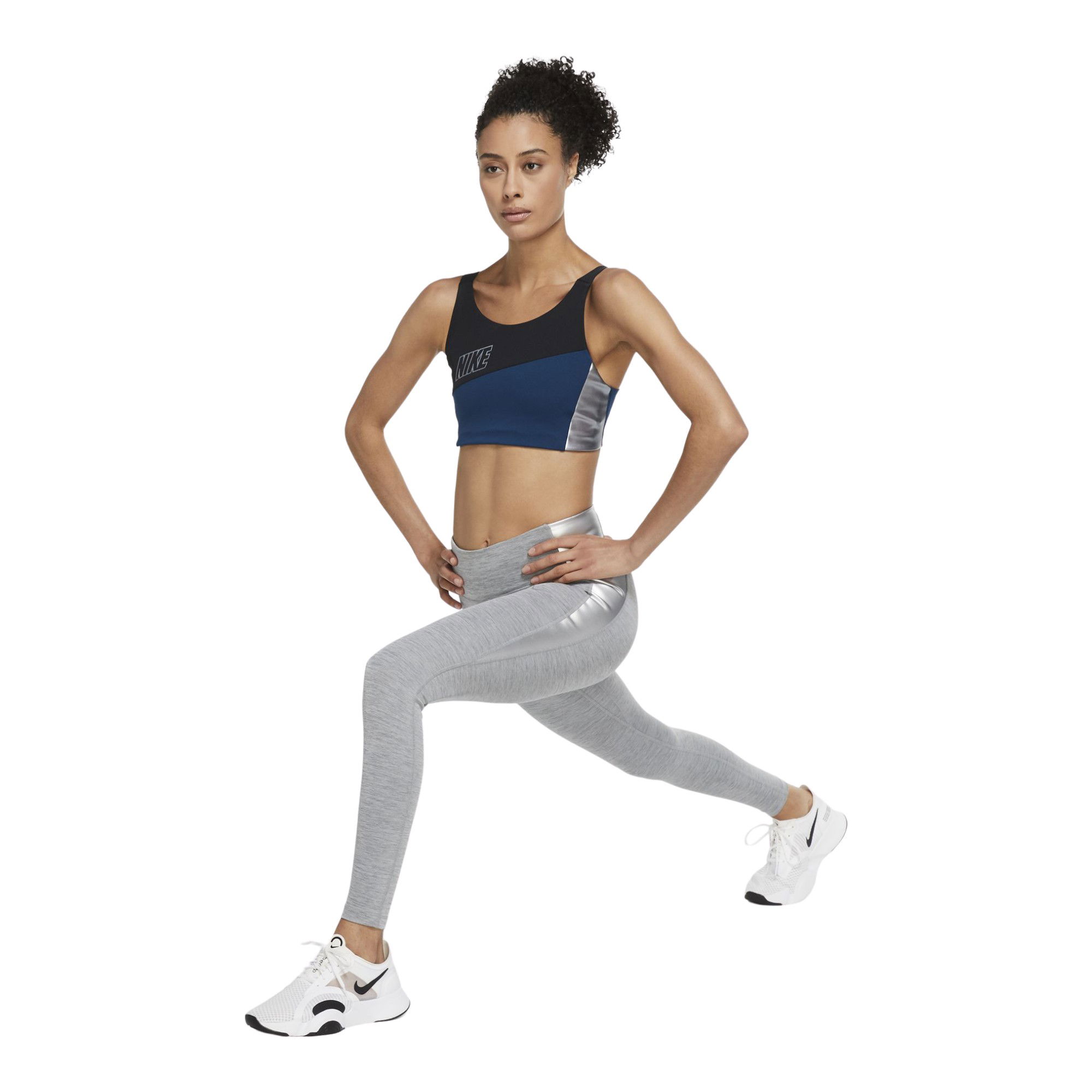 Nike Swoosh Medium-Support Metallic Sports Kadın Büstiyer