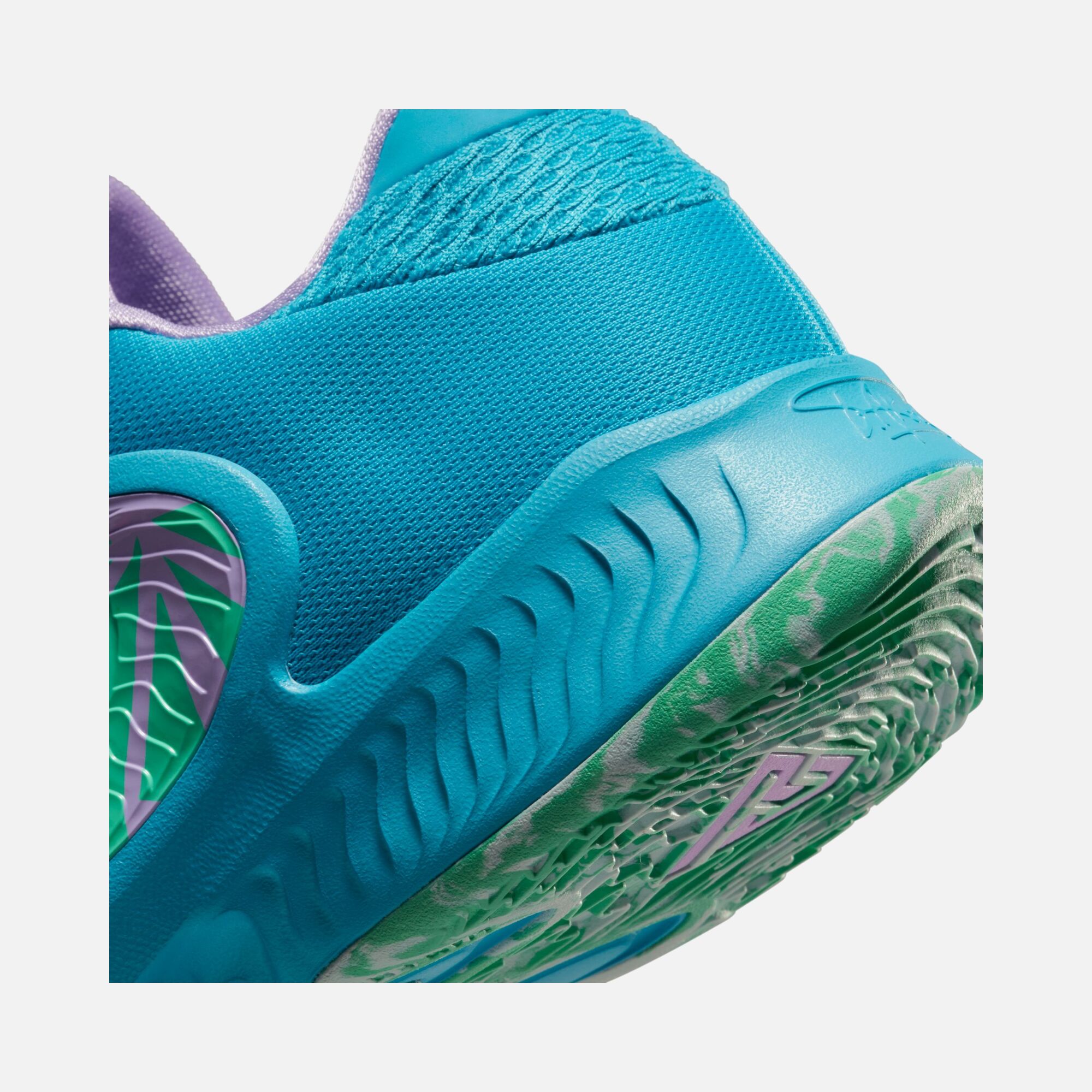 Nike Freak 4 (GS) Basketbol Ayakkabısı