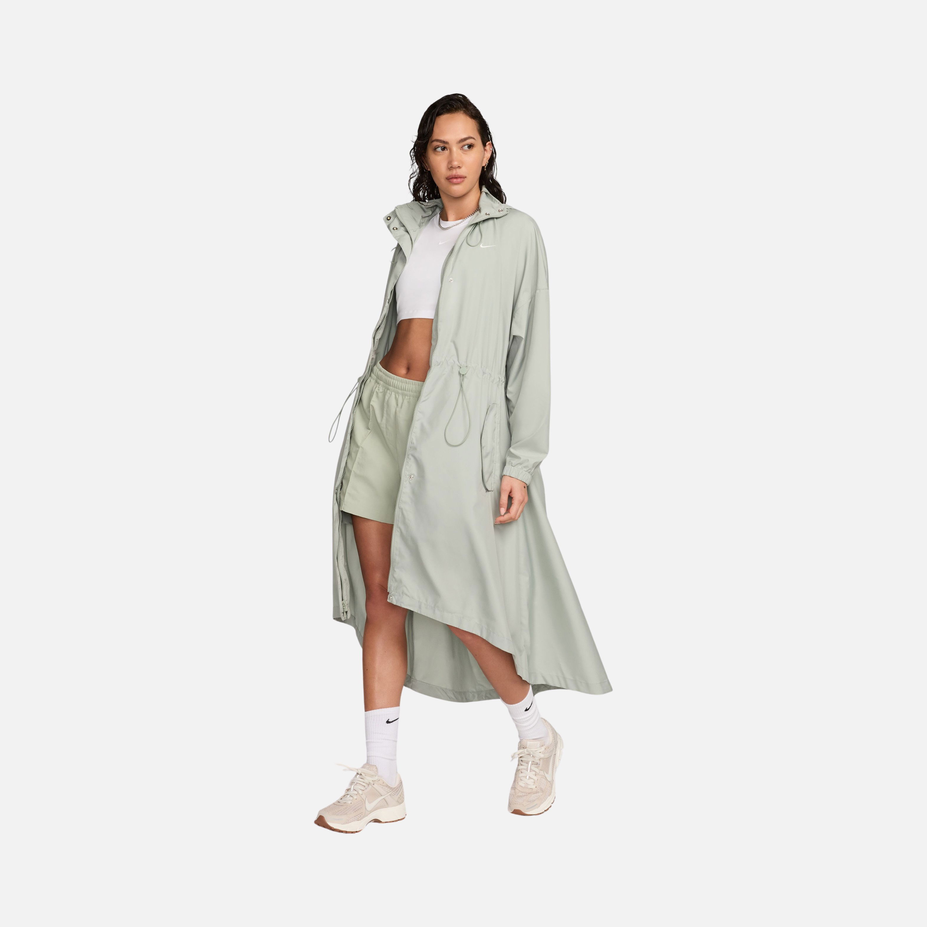 Nike Sportswear Essential High-Low Hemline Oversized Full-Zip Hoodie Kadın Ceket