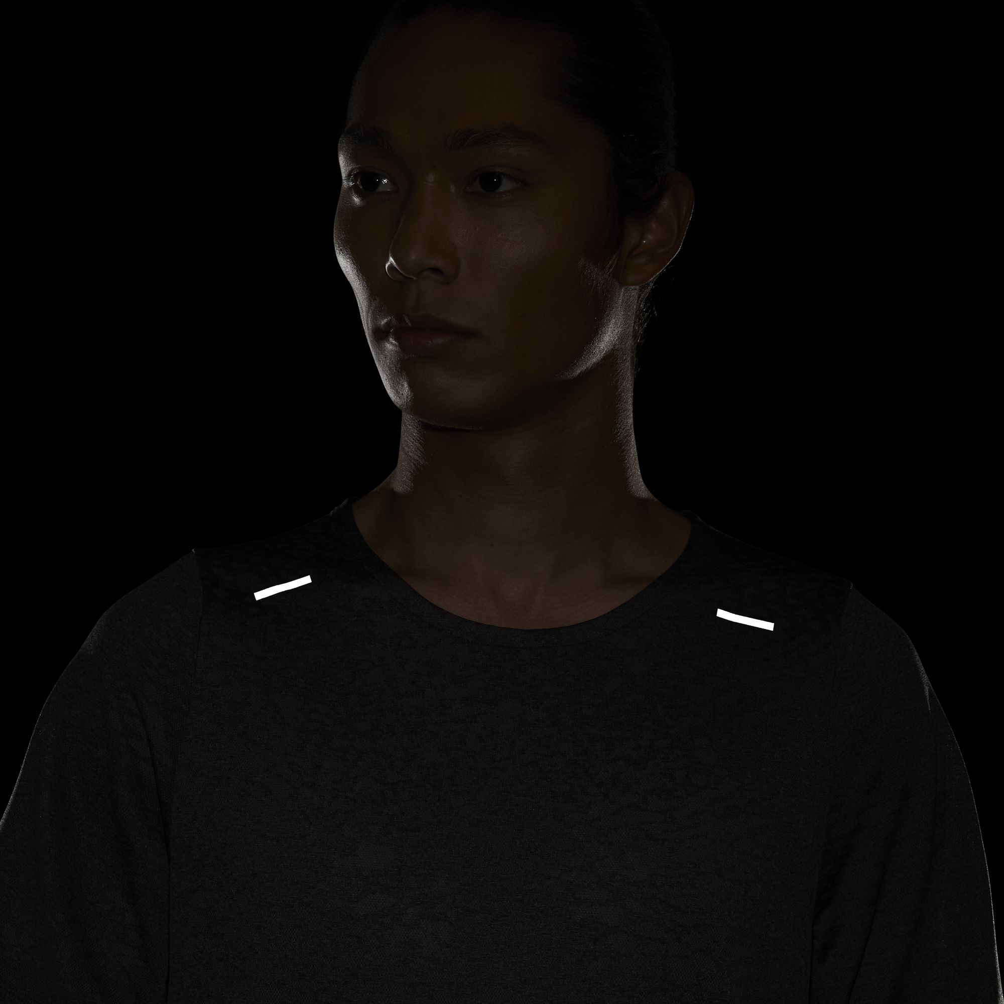 Nike Rise 365 Run Division Short-Sleeve Running Top Erkek Tişört