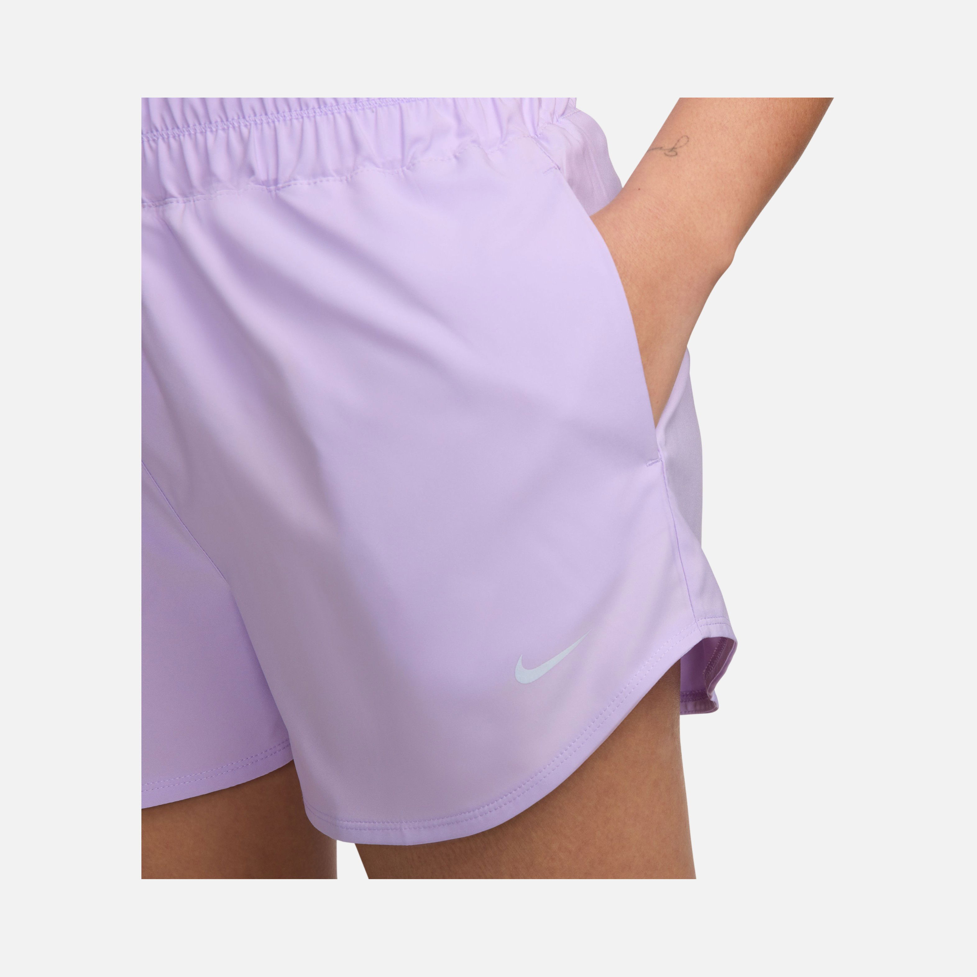 Nike One Dri-Fit Ultra High-Waisted 8cm (approx.) Brief-Lined Multidirectional Kadın Şort