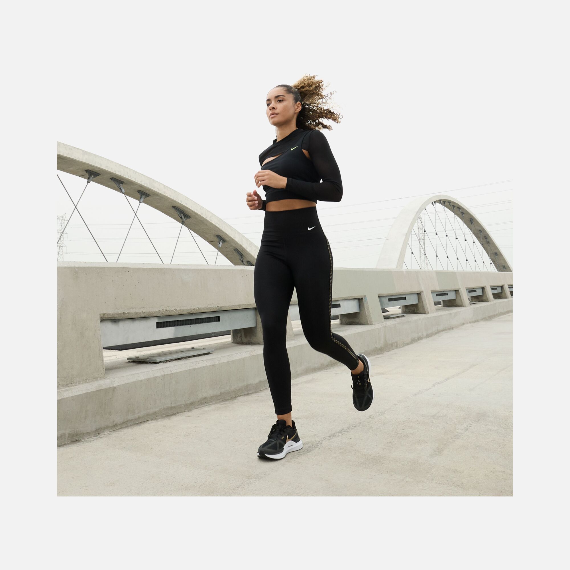 Nike Air Zoom Structure 25 Road Running Kadın Spor Ayakkabı