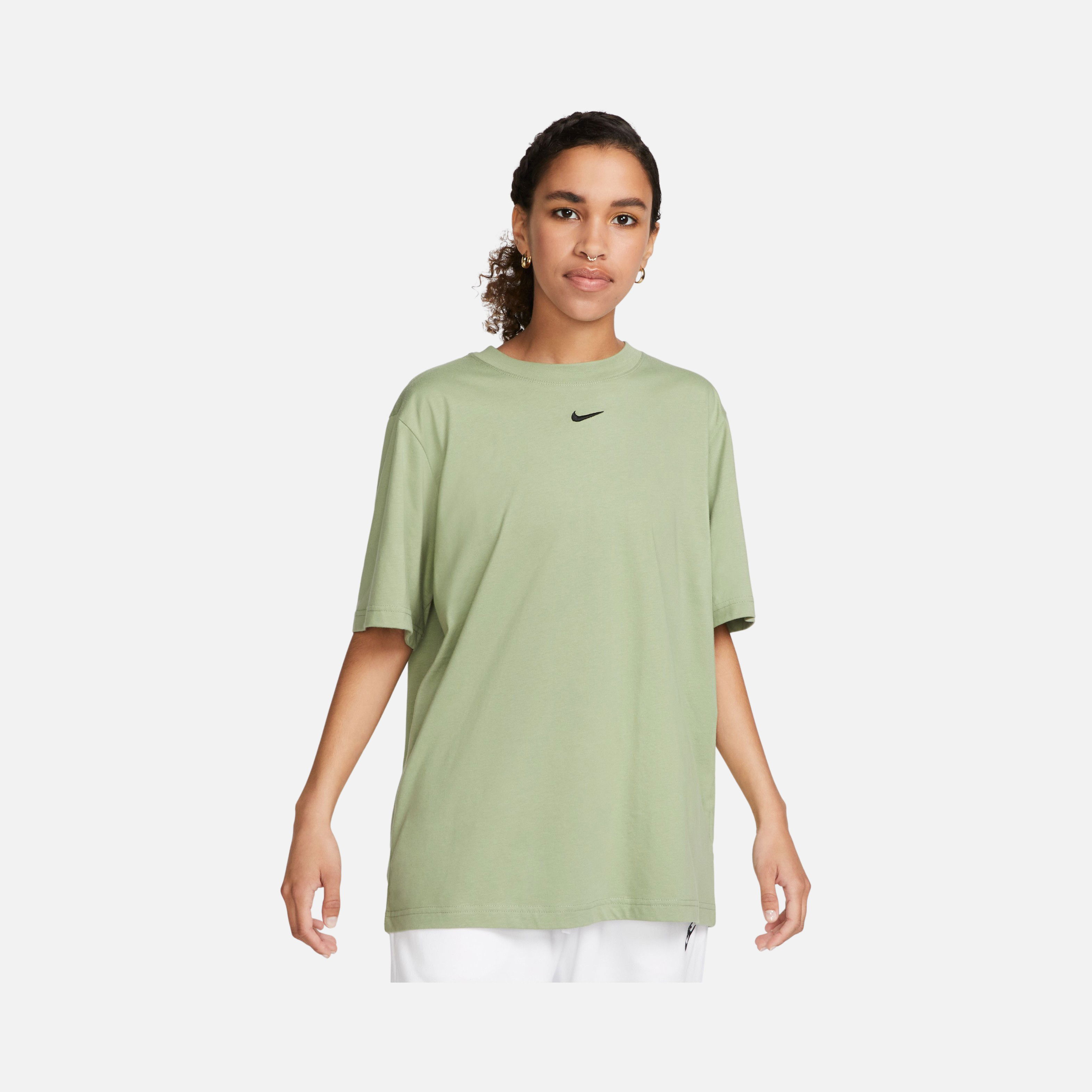 Nike Sportswear Essential Loose Fit Short-Sleeve Kadın Tişört