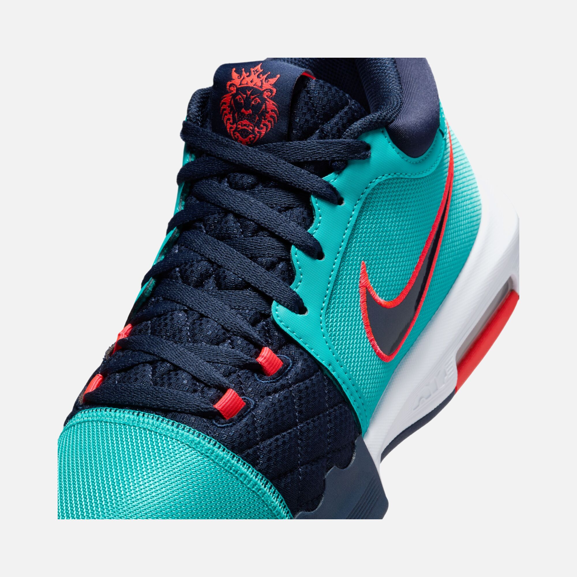 Nike LeBron James Witness VIII ''Bruce Lee'' Erkek Basketbol Ayakkabısı