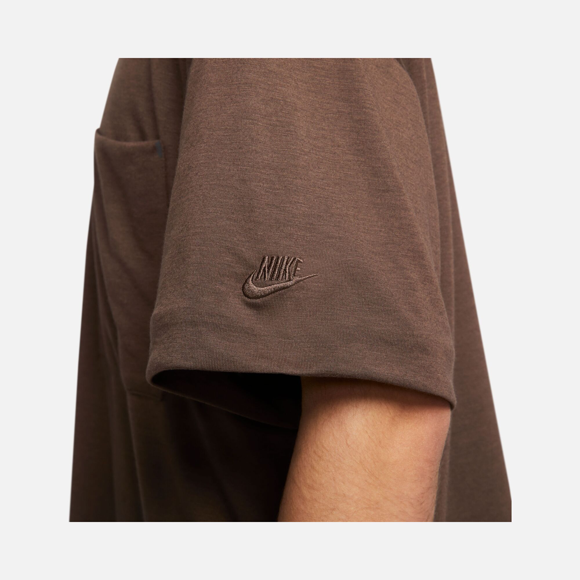 Nike Dri-Fit Sportswear Tech Pack Short-Sleeve Erkek Tşört