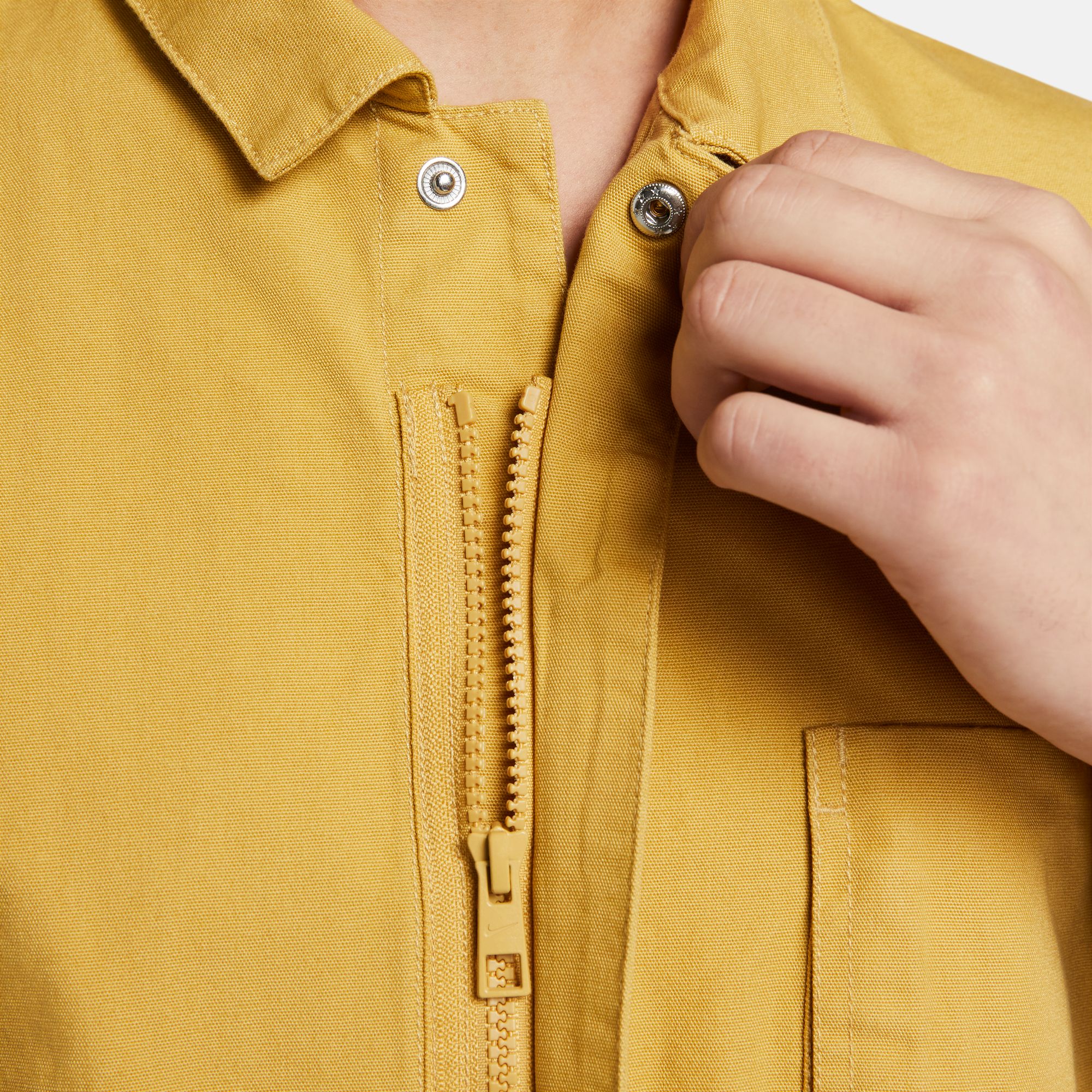 Nike Sportswear Air Woven Over Full-Zip Short-Sleeve Erkek Gömlek