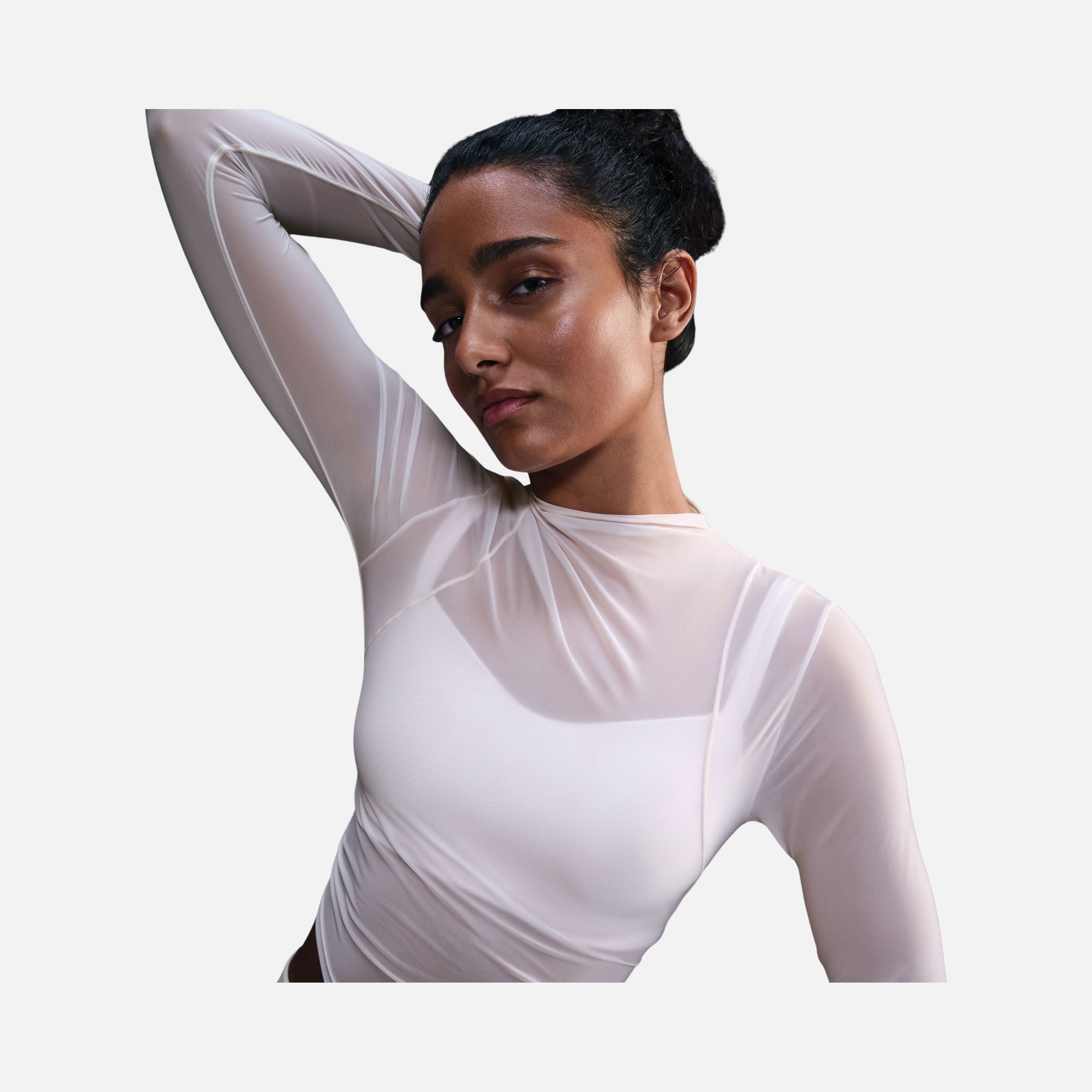 Nike Zenvy InfinaSoft Dri-Fit Sheer Training Long-Sleeve Kadın Tişört