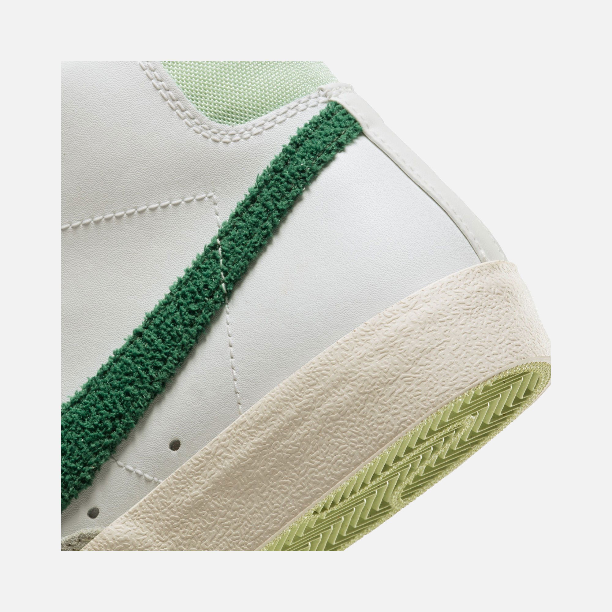 Nike Blazer Mid '77 Vintage Kadın Spor Ayakkabı