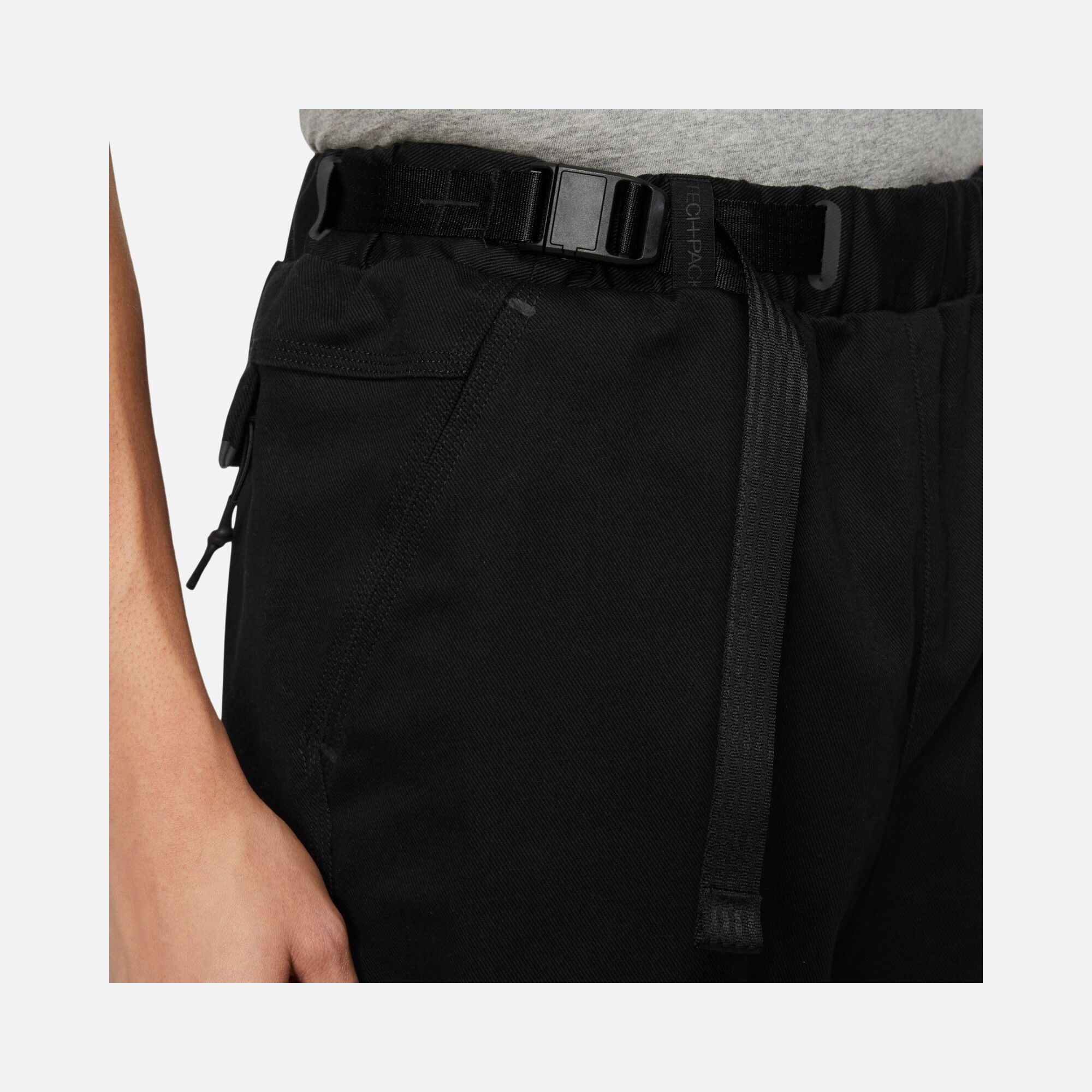 Nike Sportswear Tech Pack Arched Woven Erkek Eşofman Altı