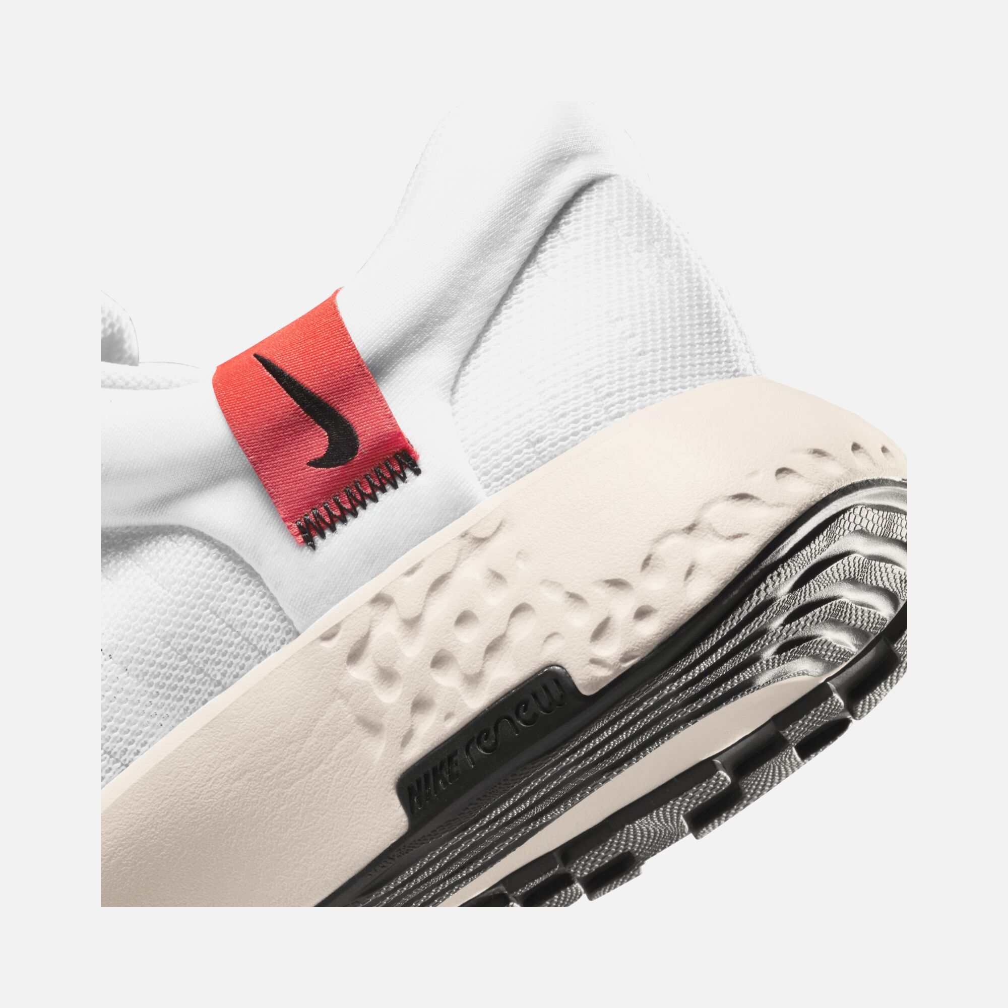 Nike Renew Serenity Run Road Running Kadın Spor Ayakkabı