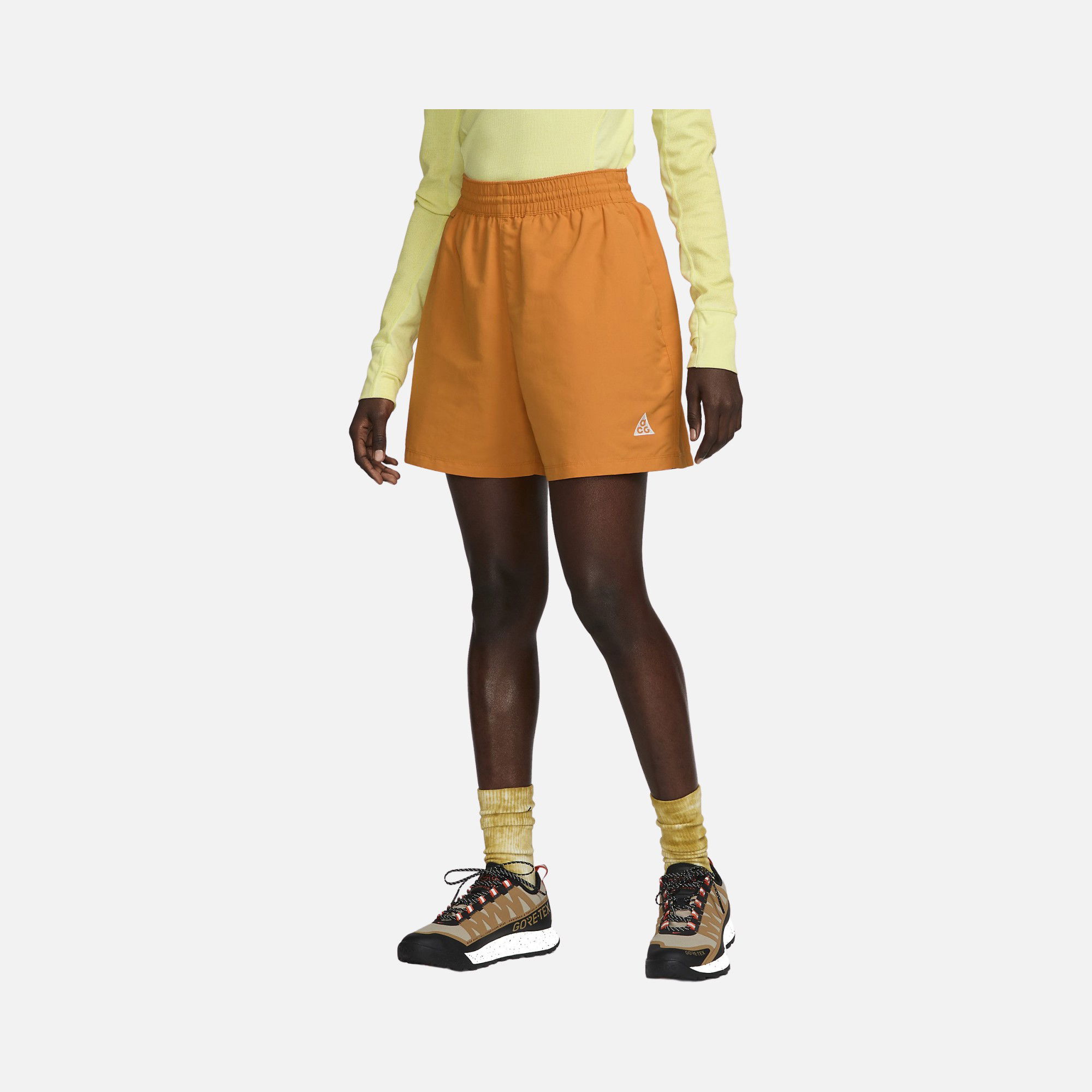 Nike Sportswear ACG High Waisted Woven Kadın Şort