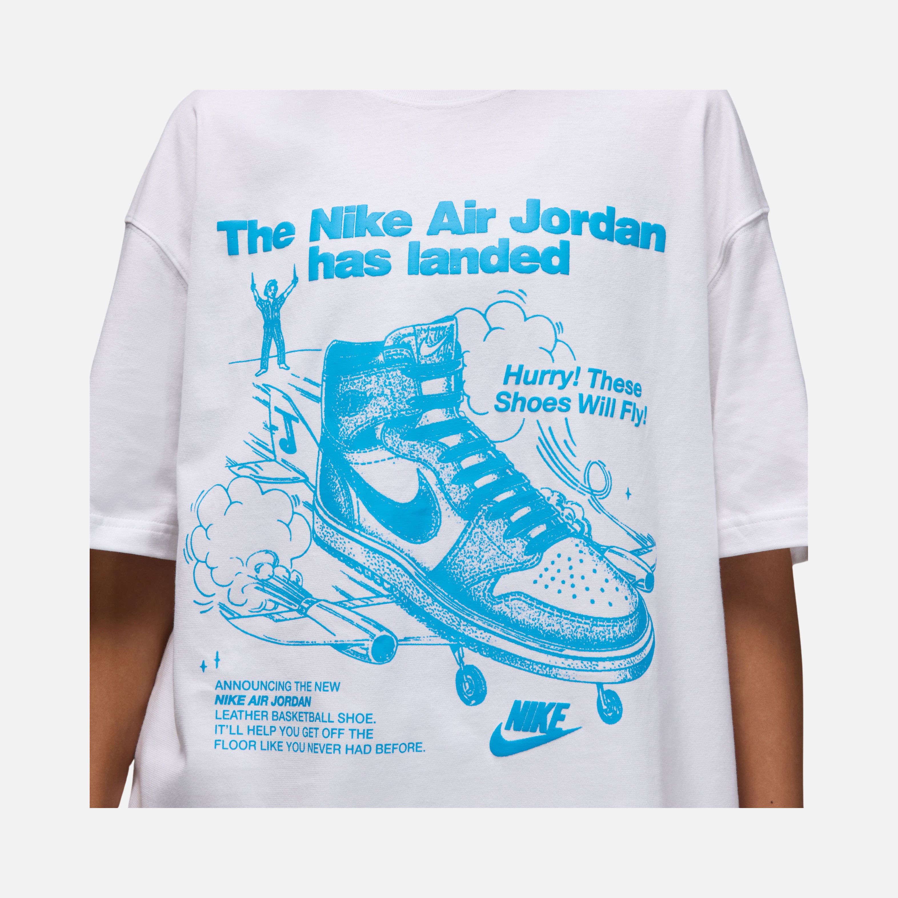 Nike Jordan Brand Sneaker Graphic Oversized Short-Sleeve Kadın Tişört