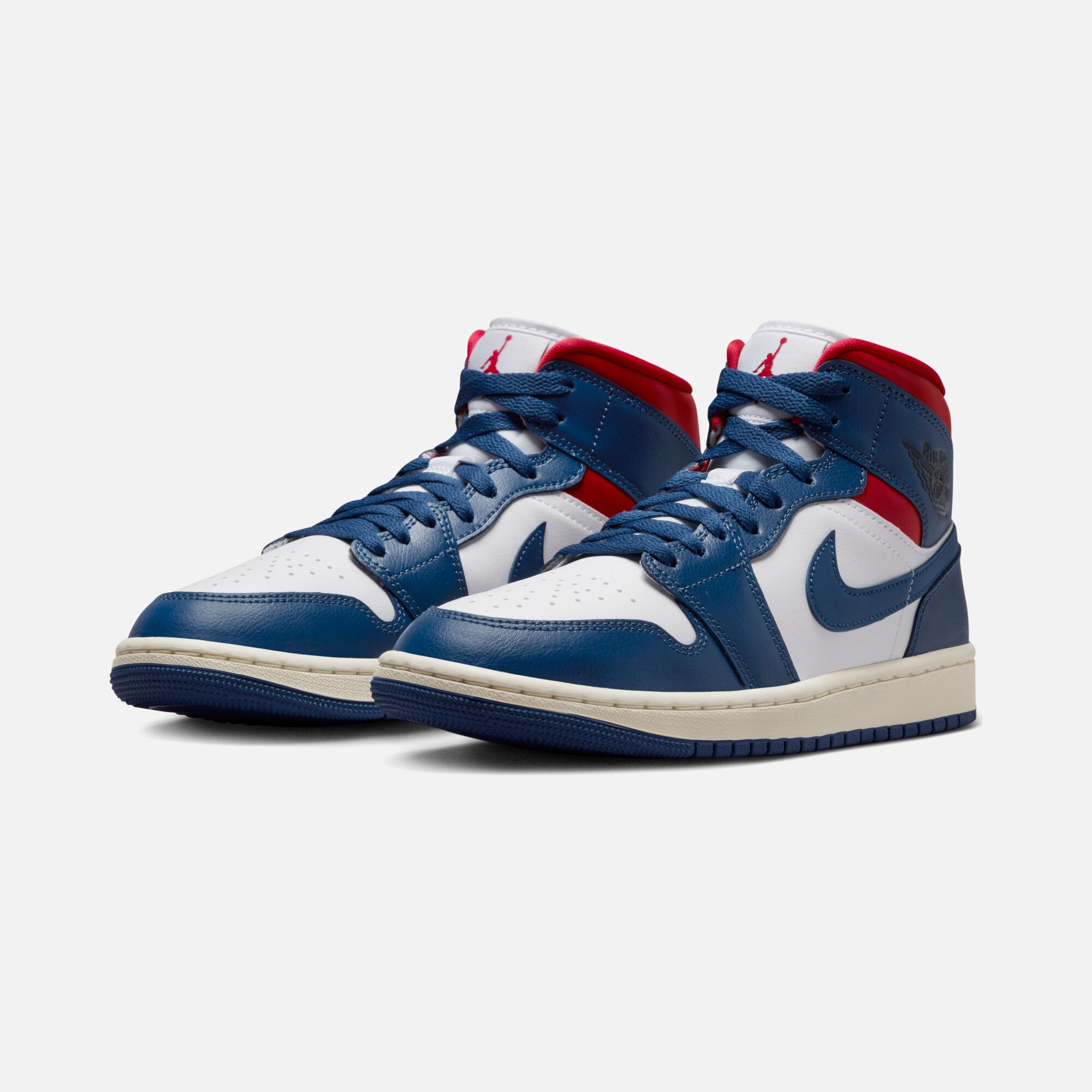 Nike Air Jordan 1 Mid Kadın Spor Ayakkabı