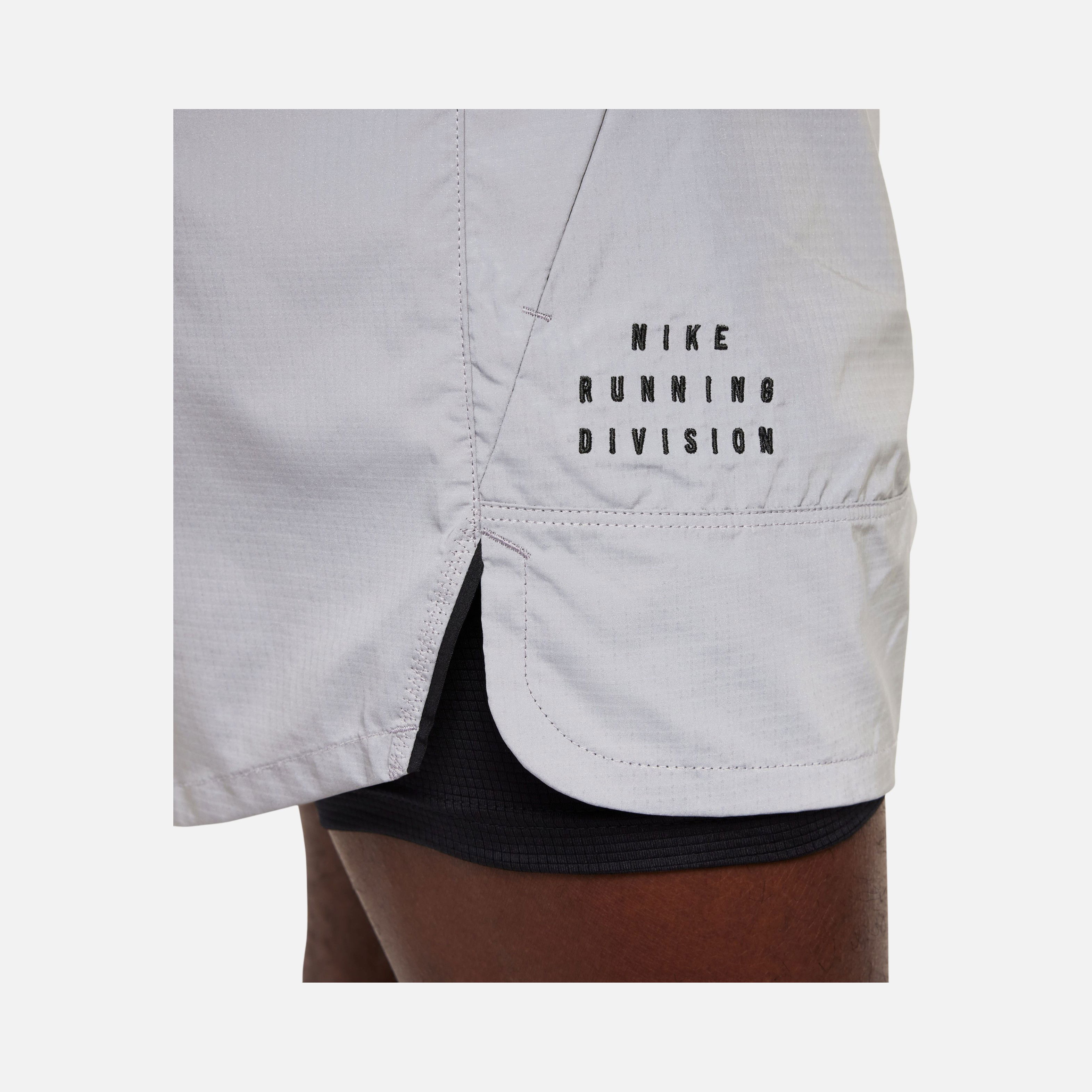 Nike Run Division Dri-Fit ADV Reflective Design 4'' 2-in-1 Running Erkek Şort