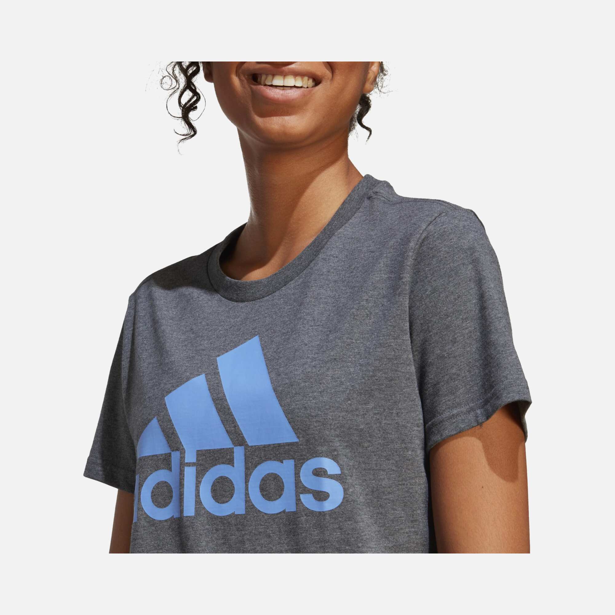 adidas Essentials Logo Short-Sleeve Kadın Tişört