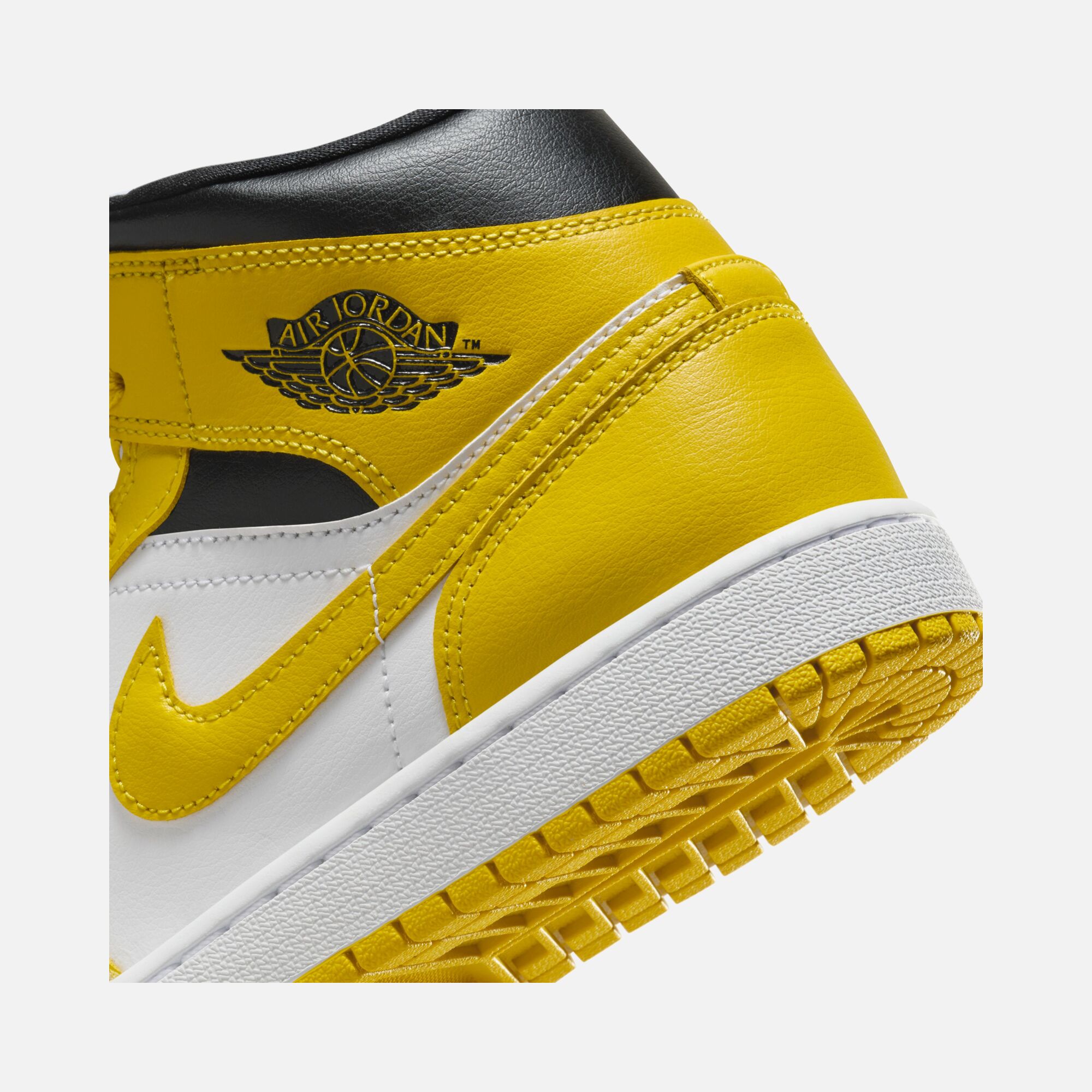 Nike Air Jordan 1 Mid Kadın Spor Ayakkabı