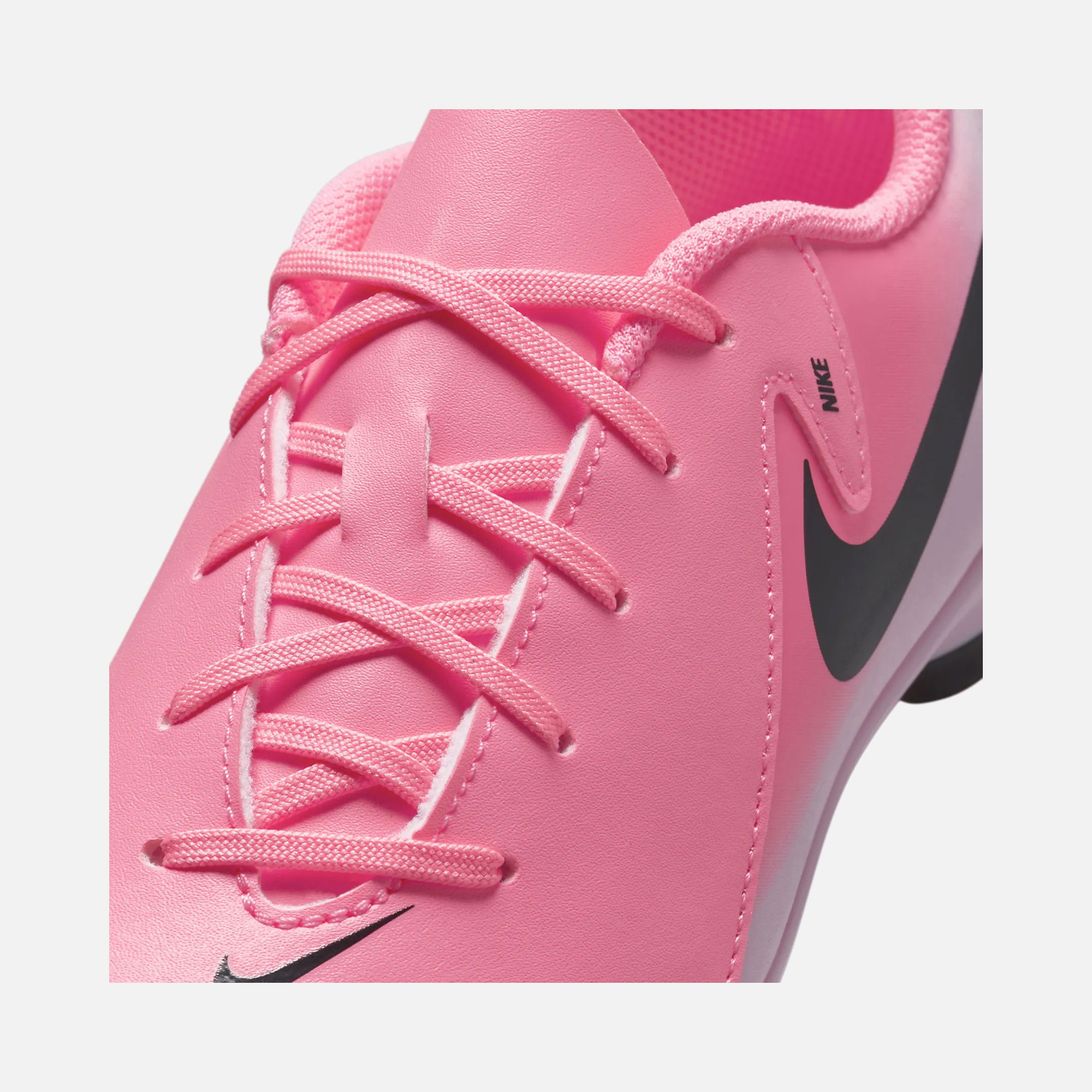 Nike Jr. Phantom GX II Academy FG/MG Multi-Ground Low-Top Çocuk Krampon