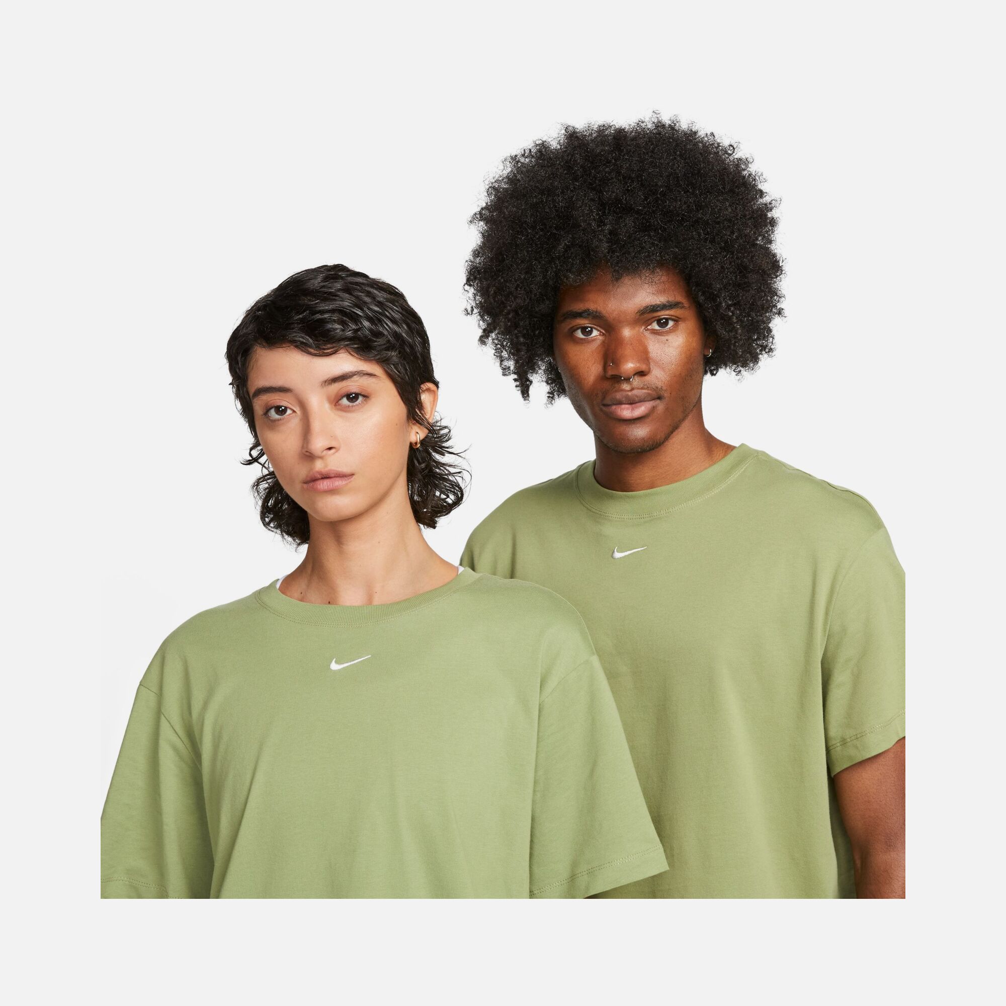 Nike Sportswear Essentials Short-Sleeve Kadın Tişört