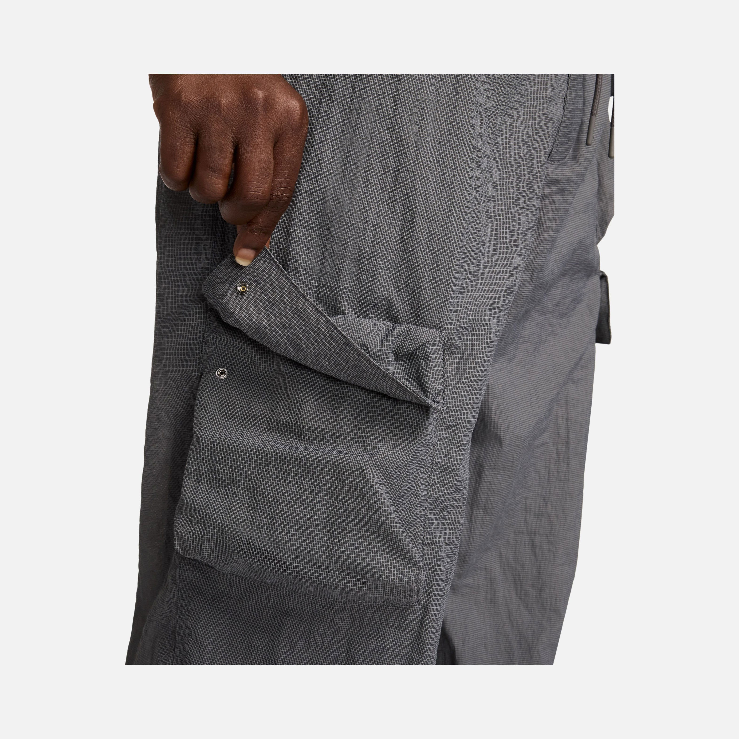 Nike Sportswear Tech Pack Woven Lined Erkek Pantolon