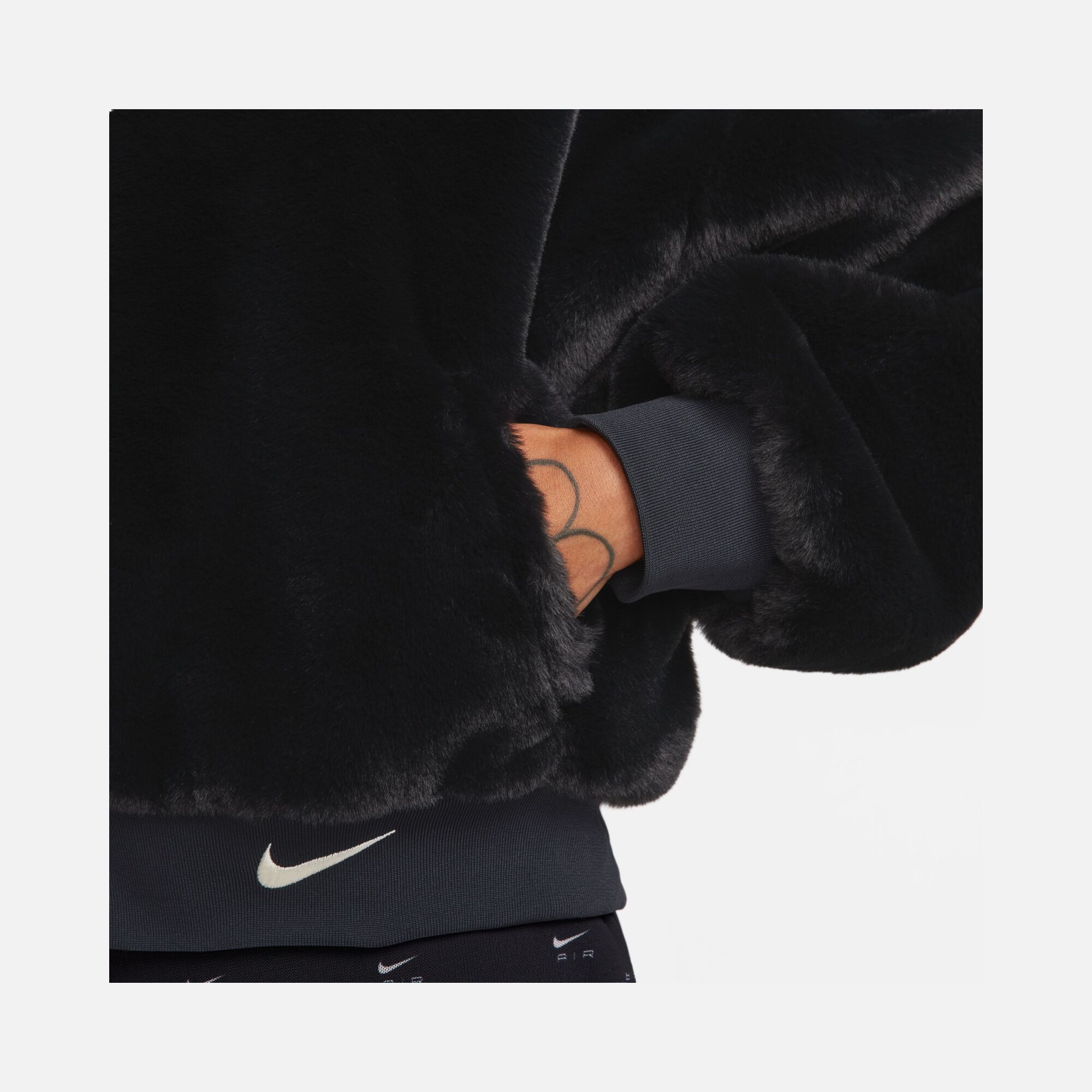 Nike Sportswear Reversible Faux Fur Bomber Full-Zip Kadın Ceket