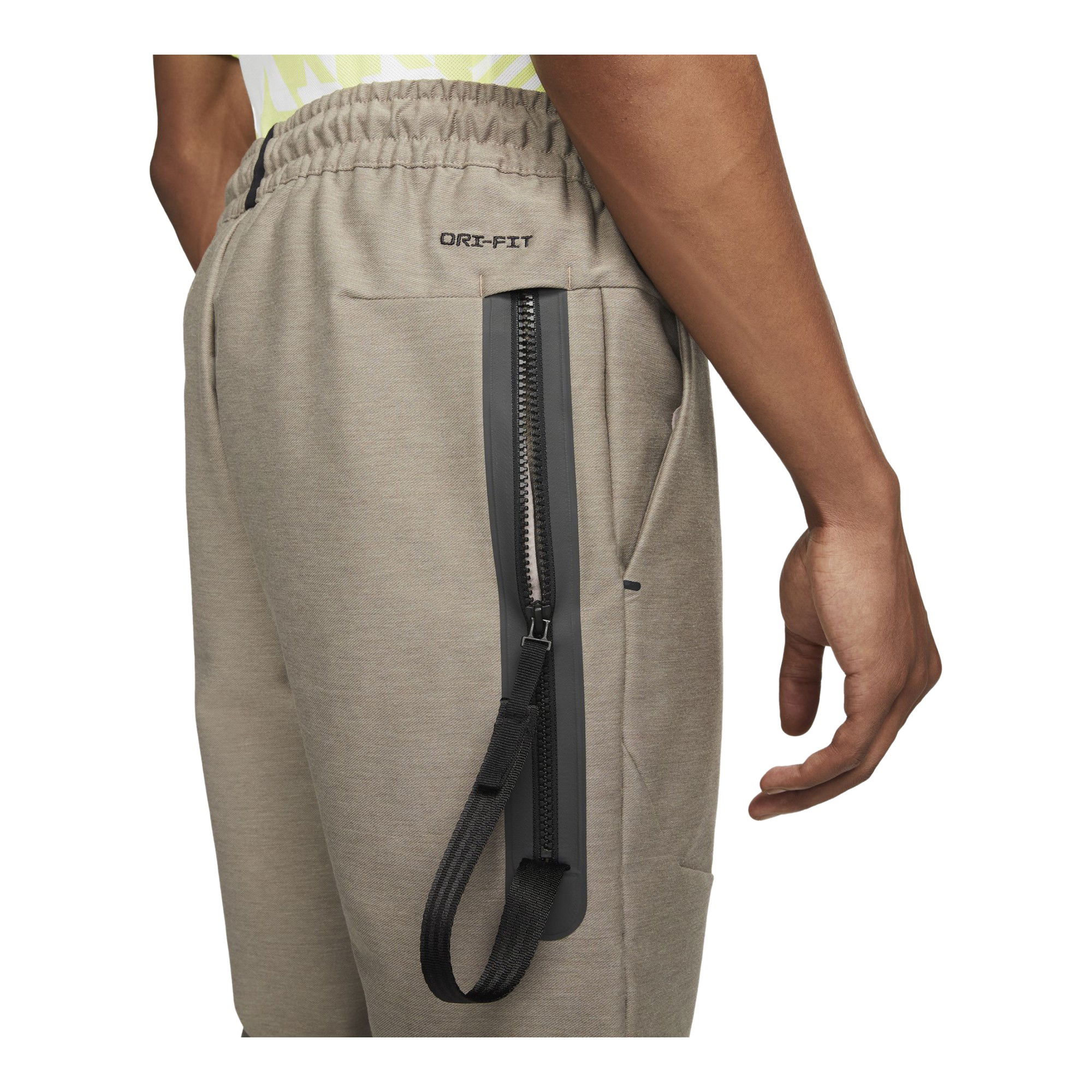 Nike Sportswear Dri-Fit Tech Pack Unlined Track Erkek Eşofman Altı