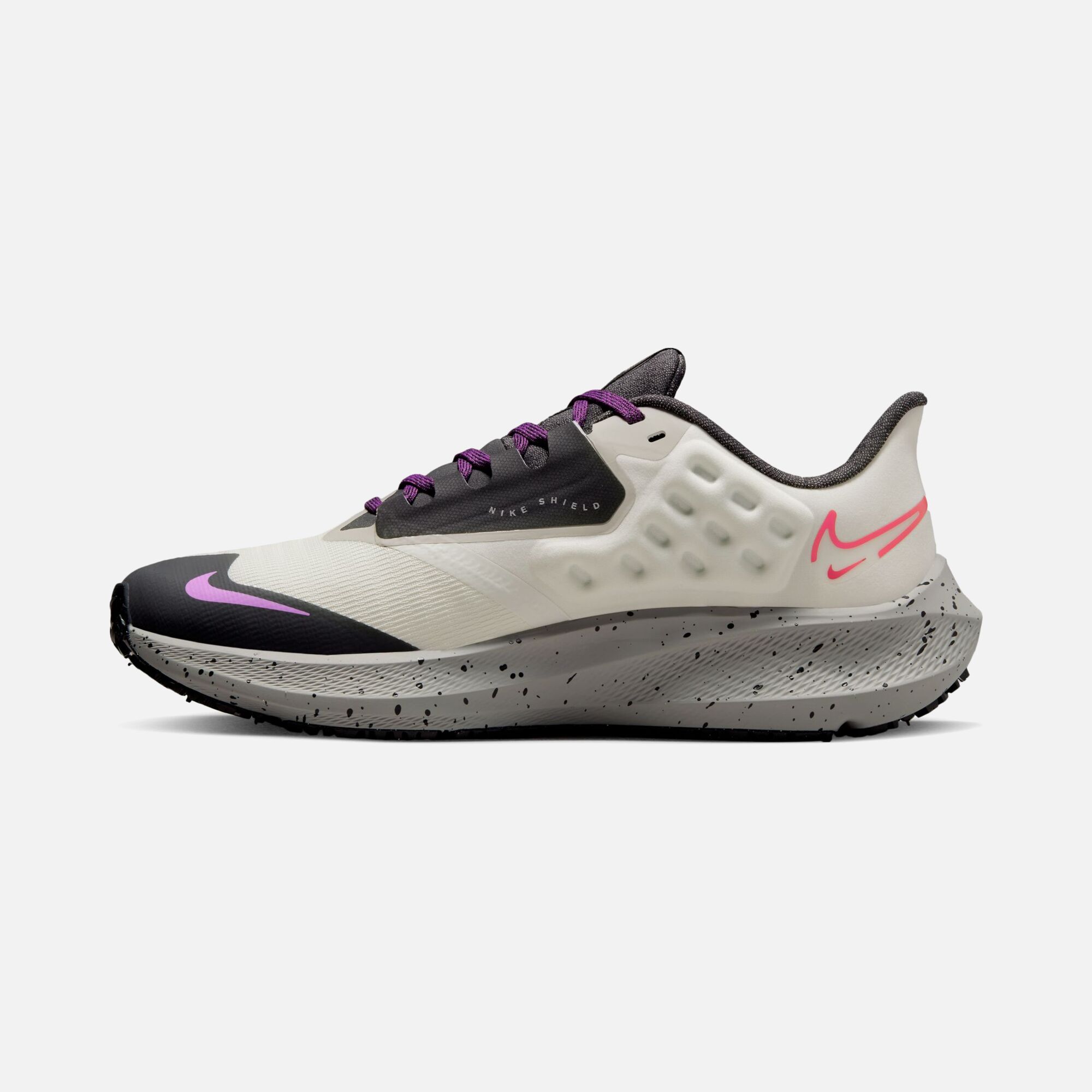 Nike Air Zoom Pegasus 39 Shield Weatherised Road Running Kadın Spor Ayakkabı