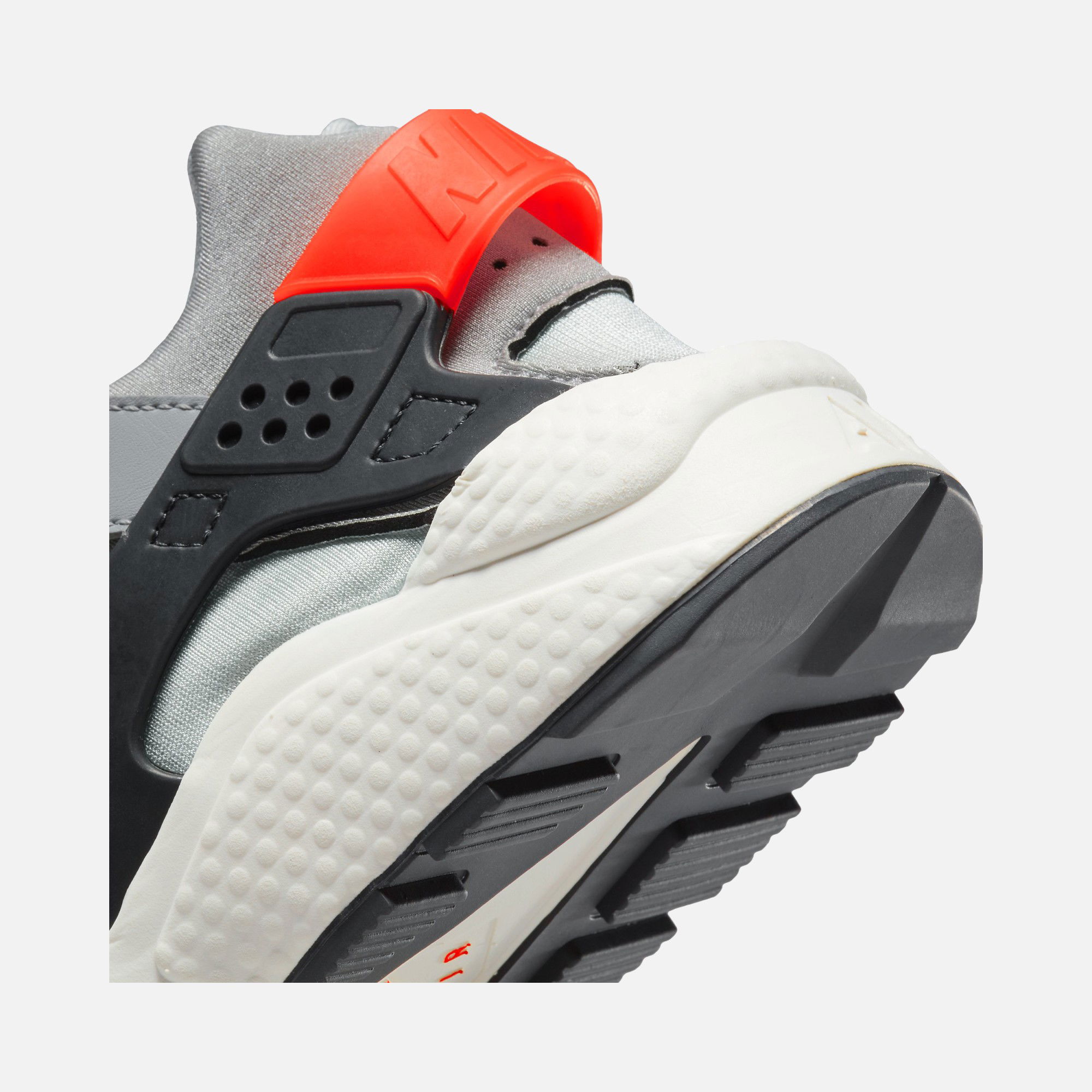 Nike Air Huarache SC Erkek Spor Ayakkabı