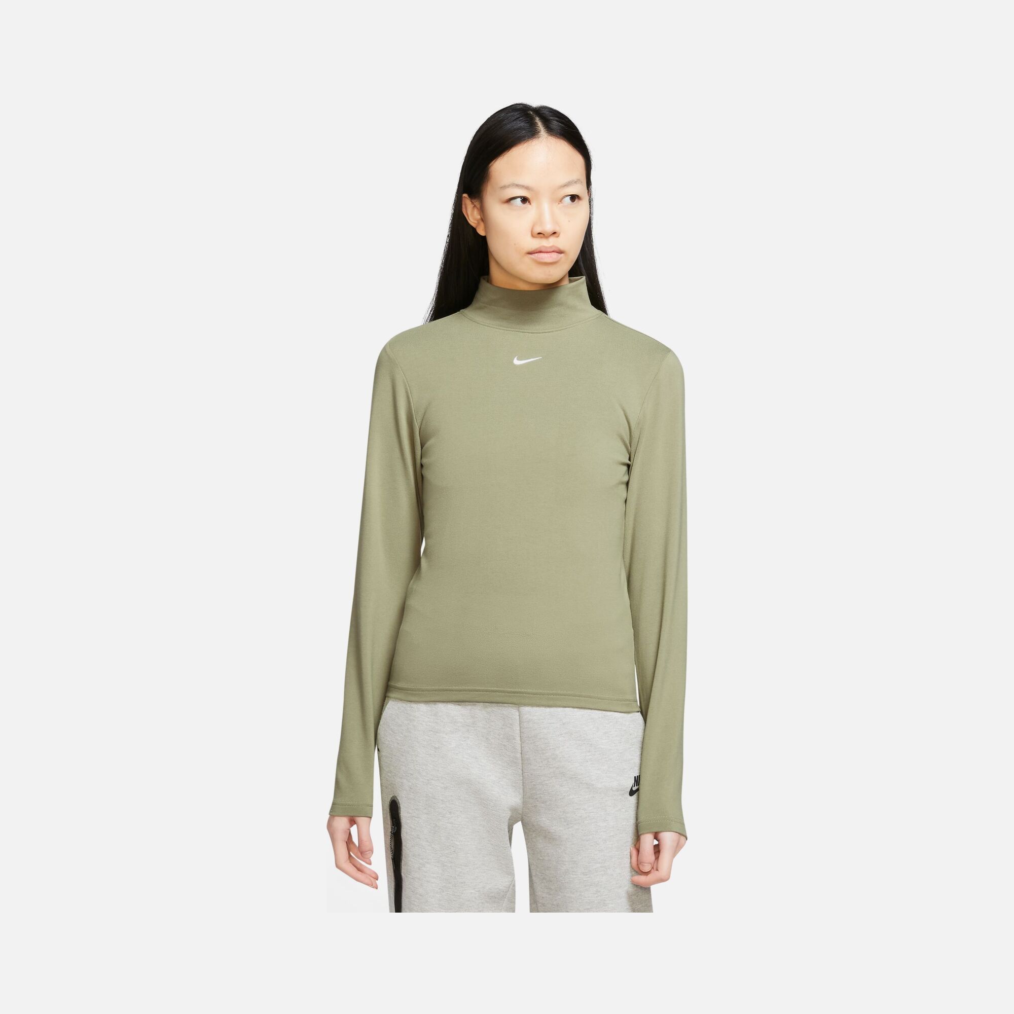 Nike Sportswear Collection Essentials Mock Neck Long-Sleeve Kadın Tişört
