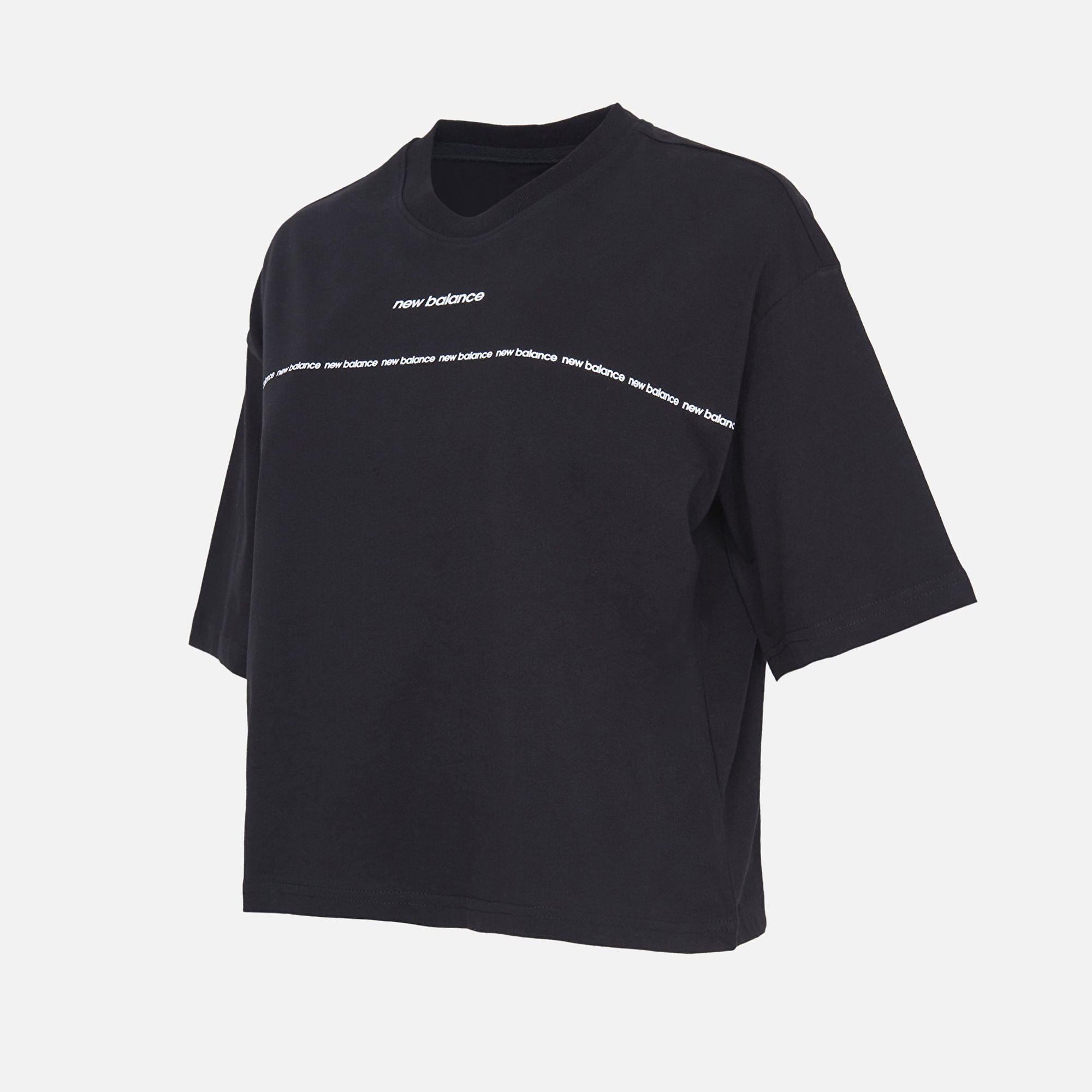 New Balance Sportswear WNT1349 Cropped Short-Sleeve Kadın Tişört